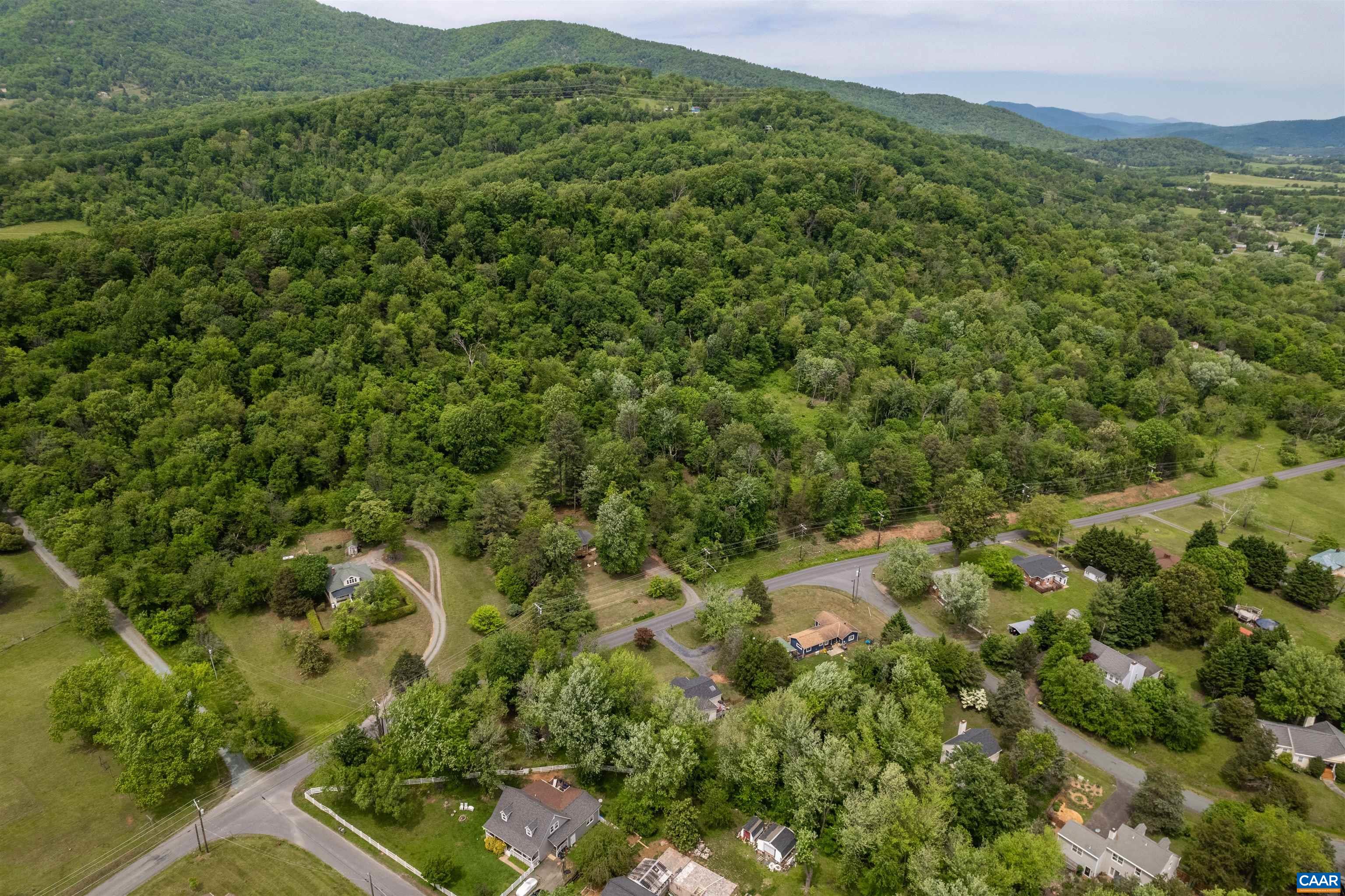 1507 BUCK RD