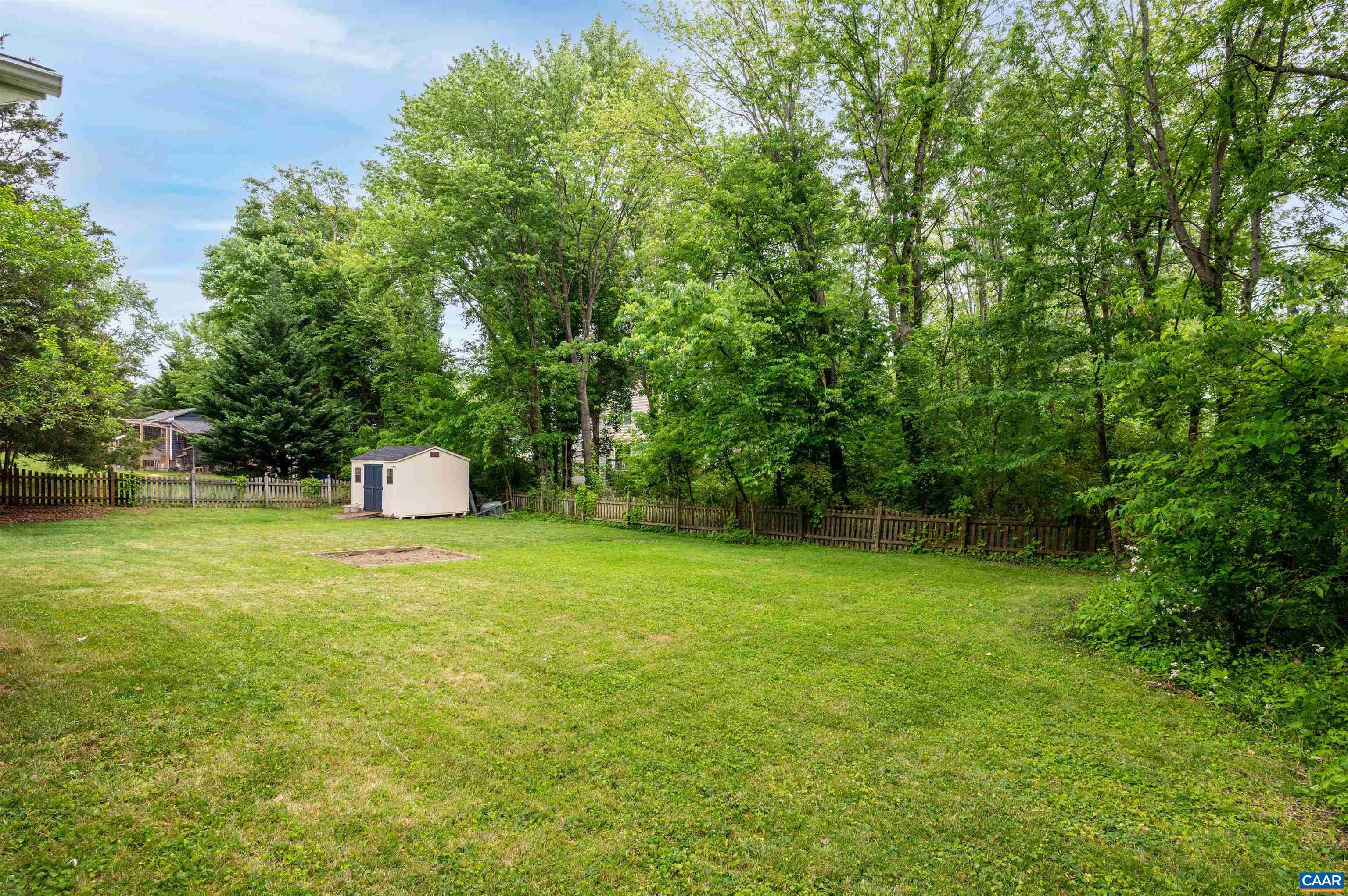 1507 BUCK RD