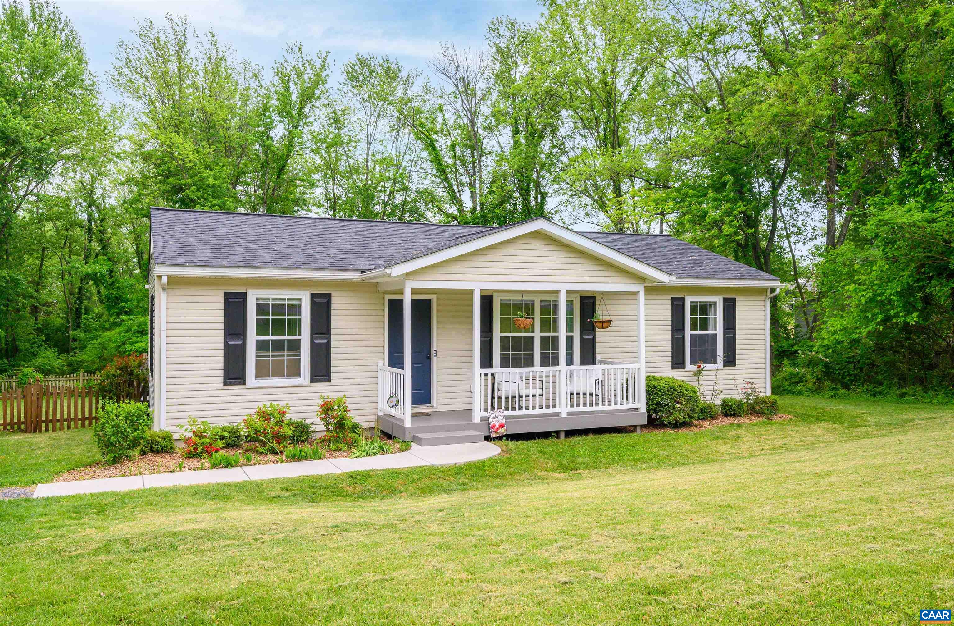 1507 BUCK RD