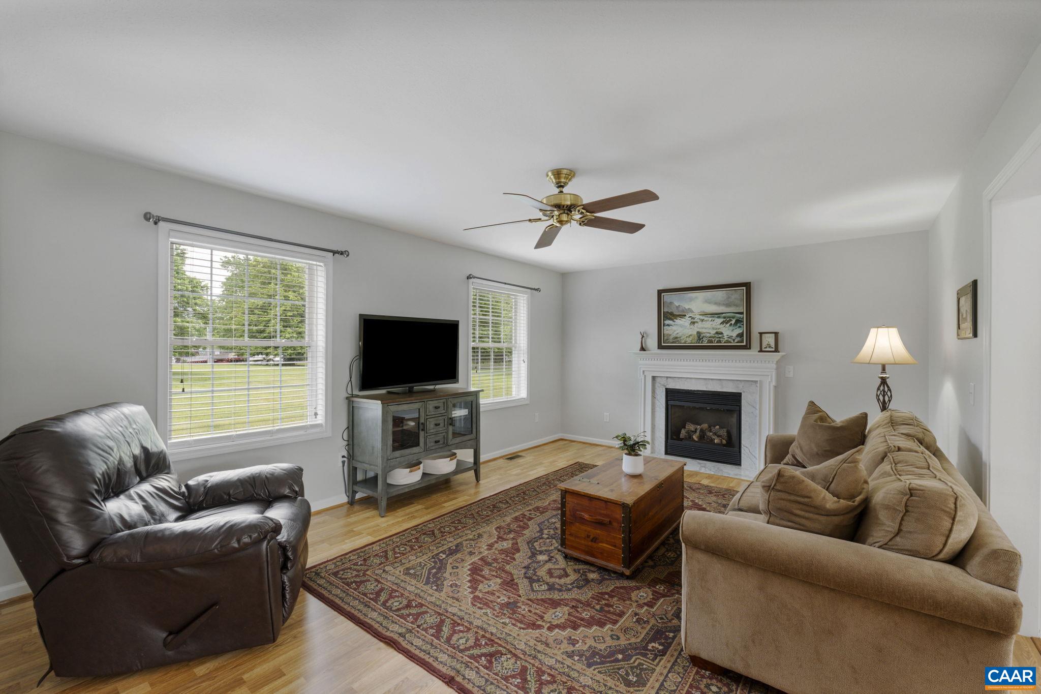 2412 DAVIS SHOP RD