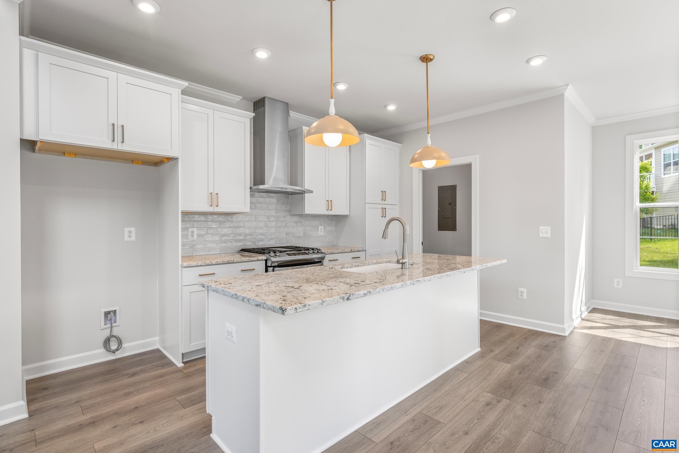 3689 THICKET RUN PL