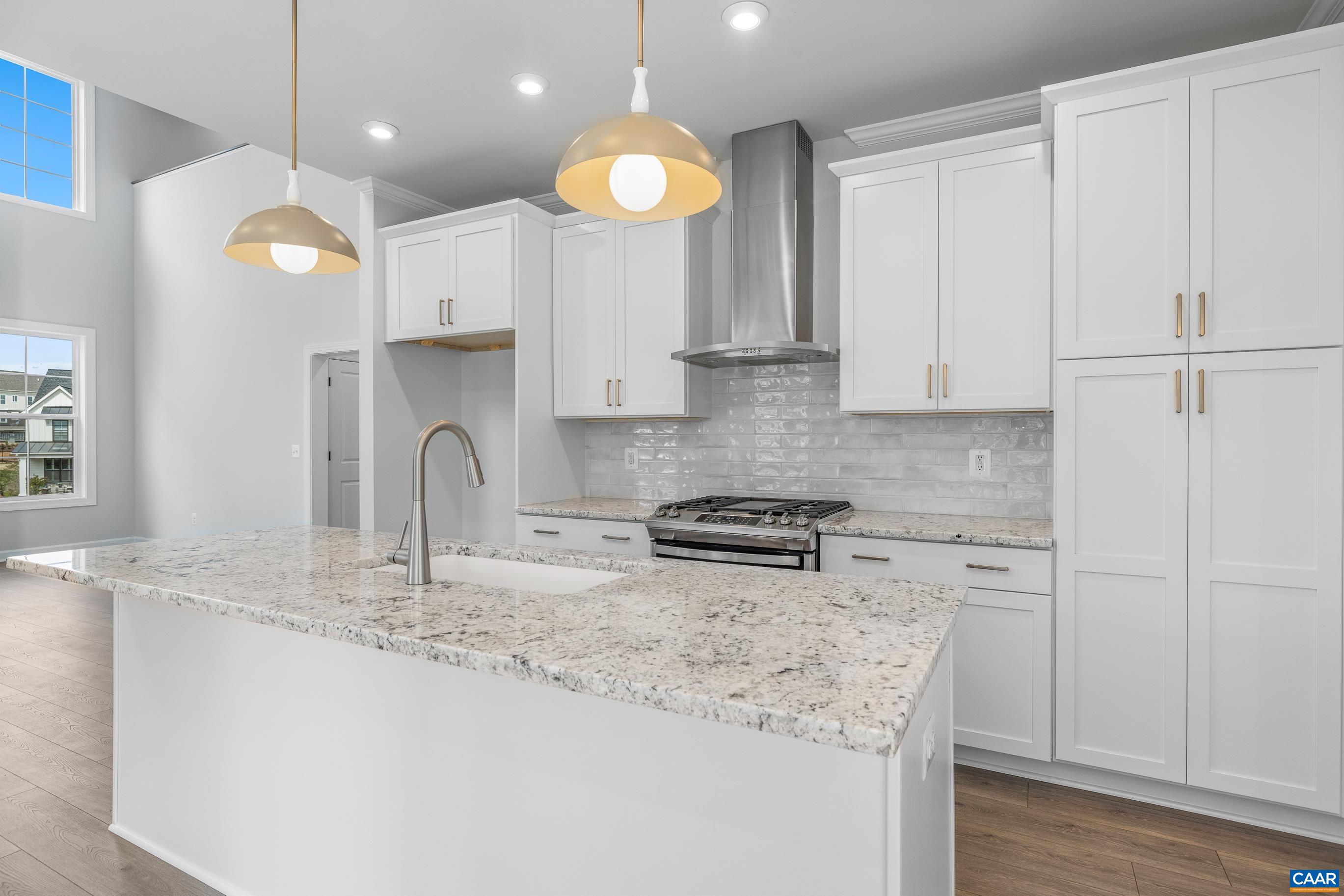 3689 THICKET RUN PL