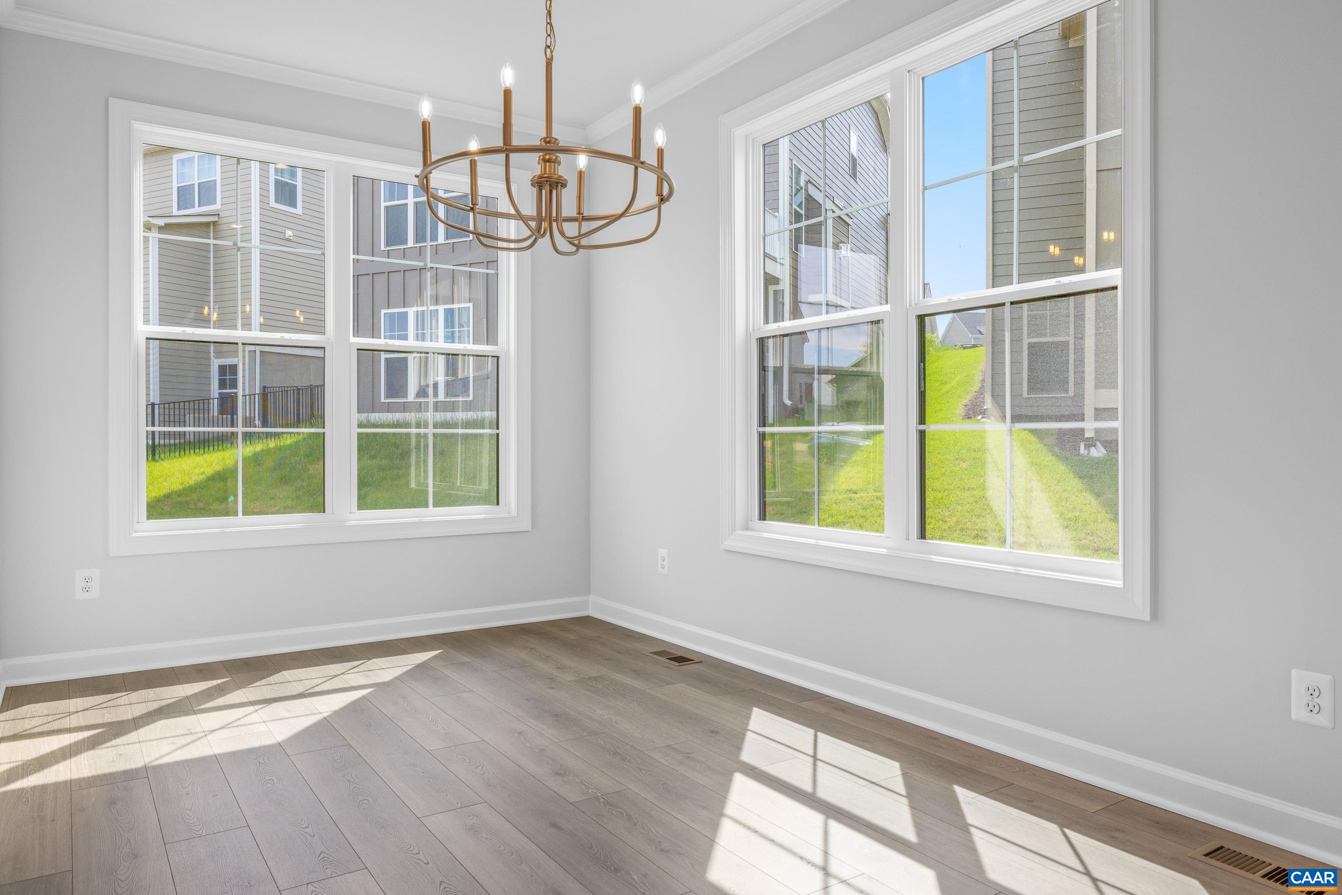 3689 THICKET RUN PL