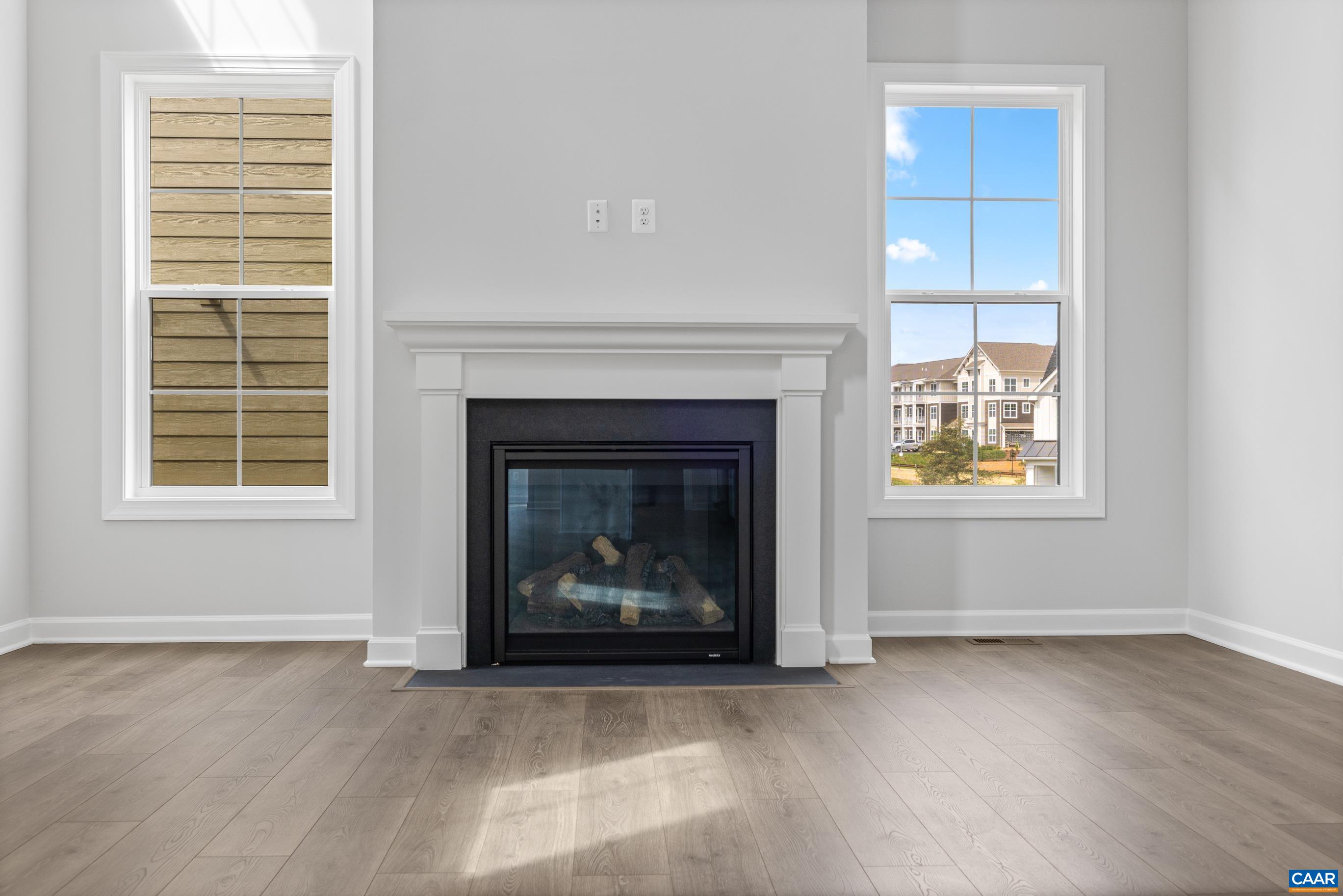 3689 THICKET RUN PL