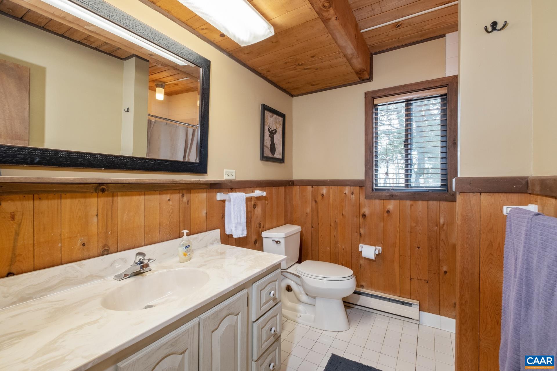 28 FERN CIR