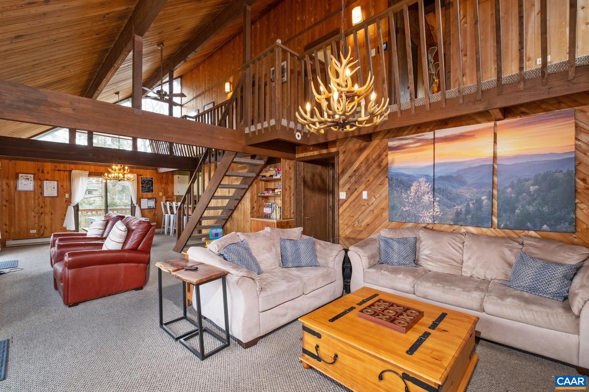 28 FERN CIR