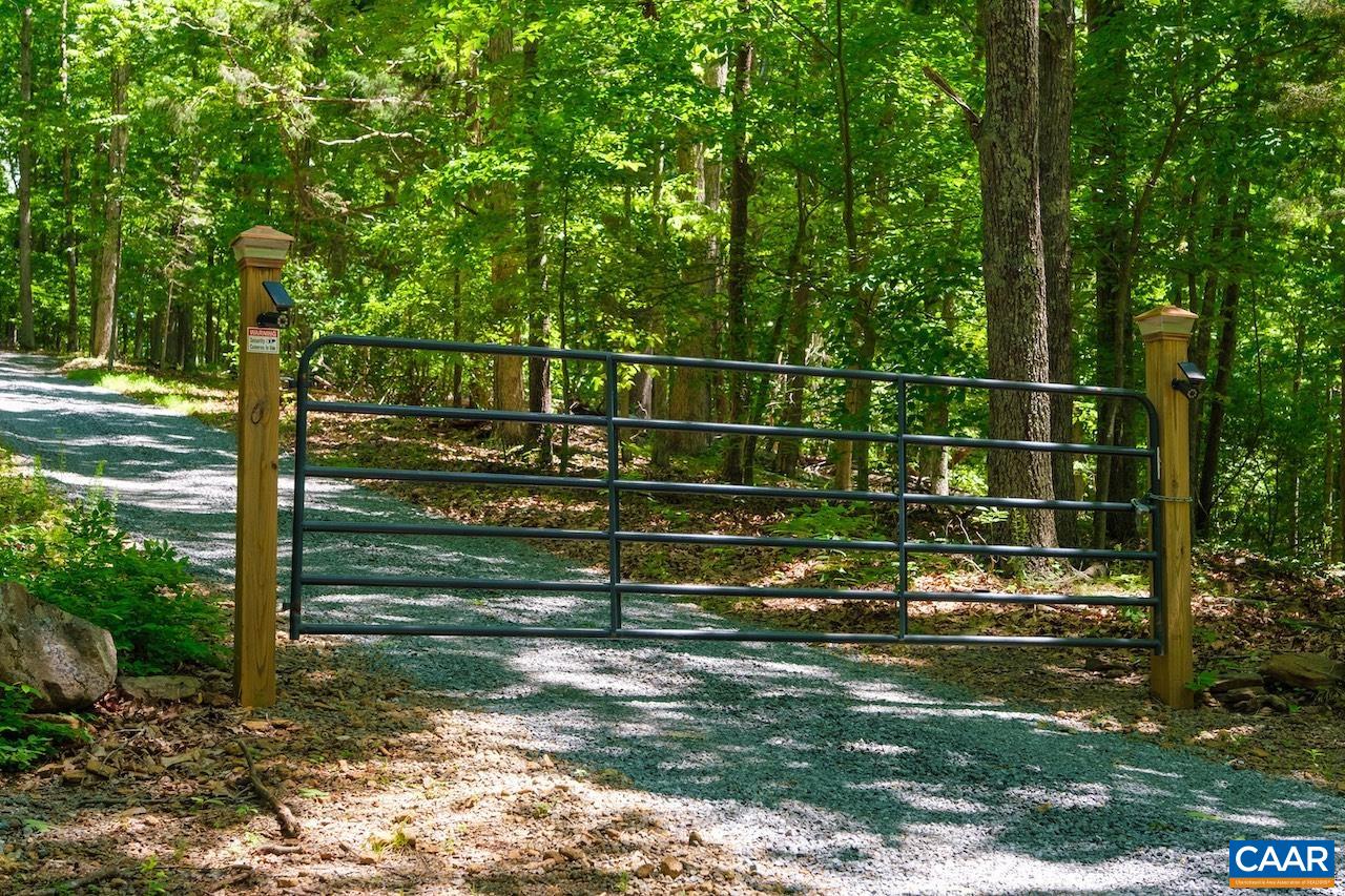 DUNCAN HOLLOW LOOP