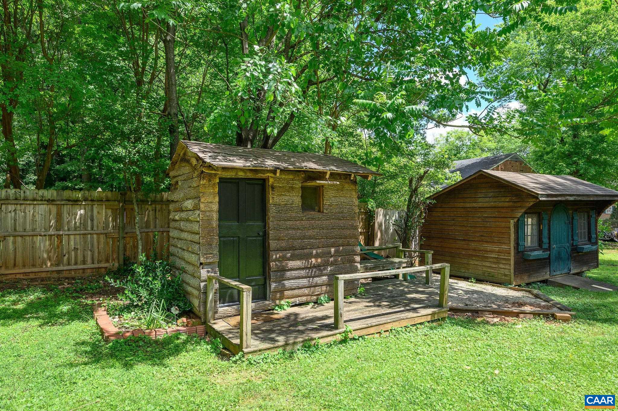 109 MIDDLESEX DR
