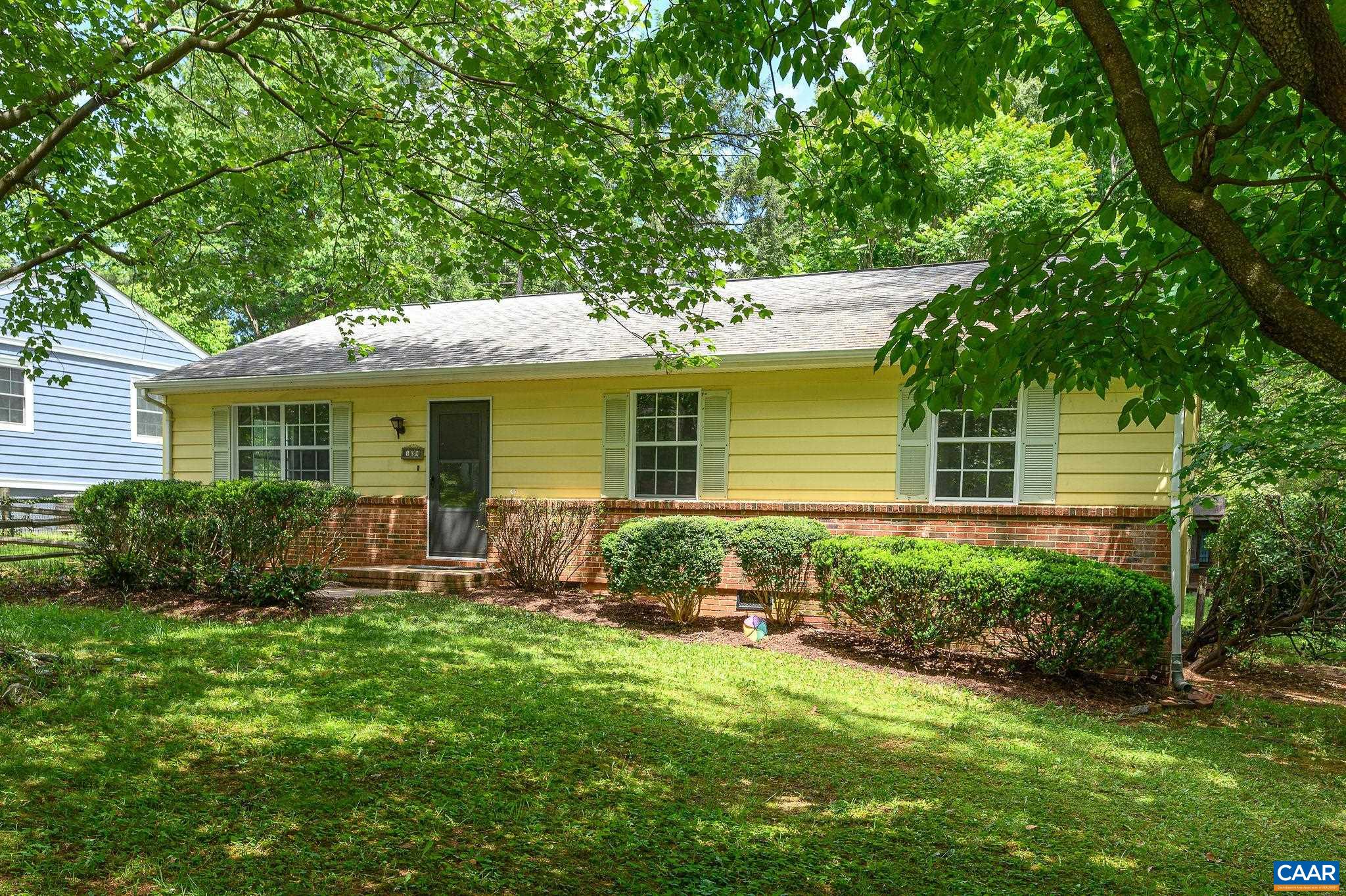 109 MIDDLESEX DR