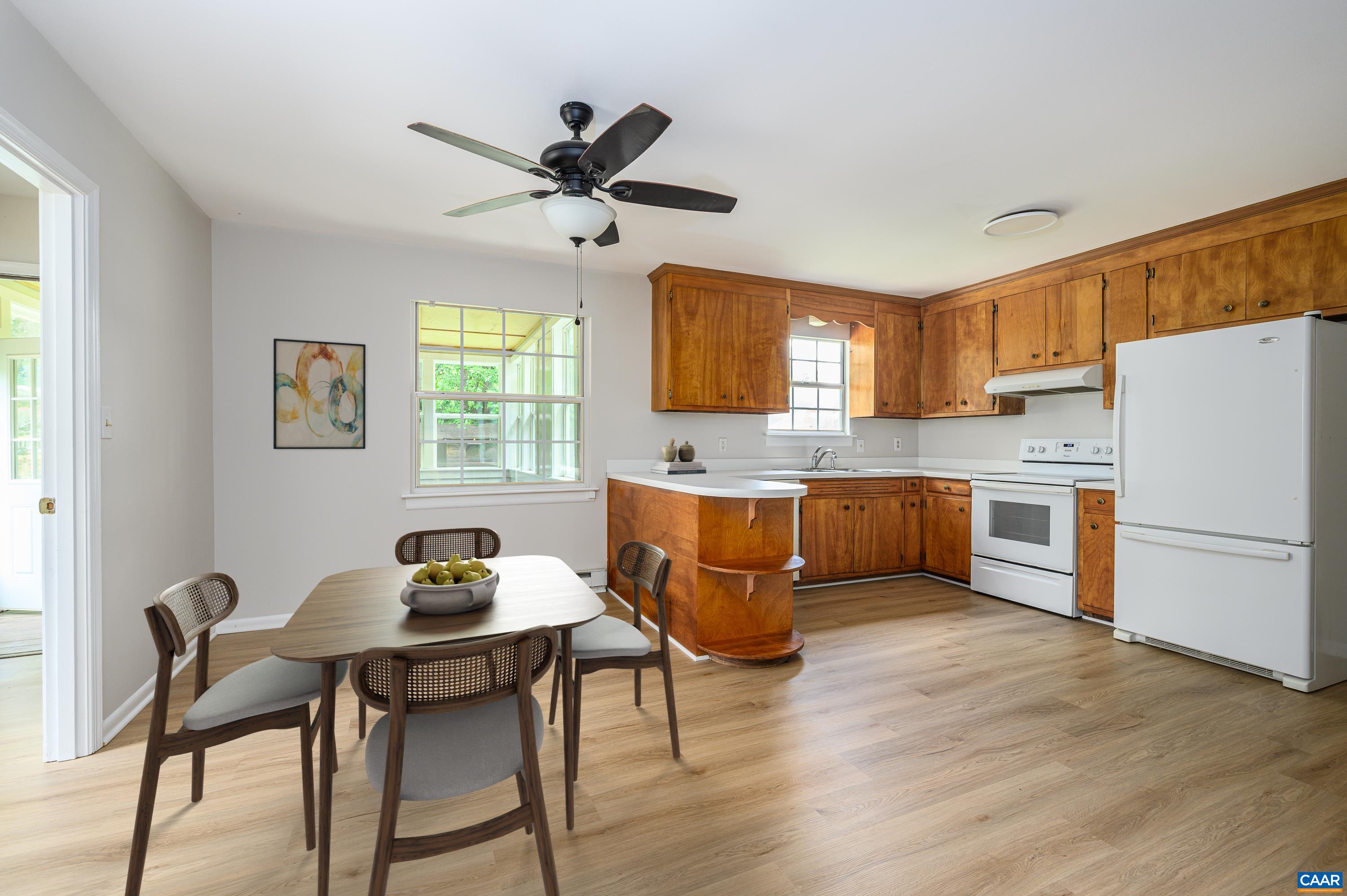 109 MIDDLESEX DR