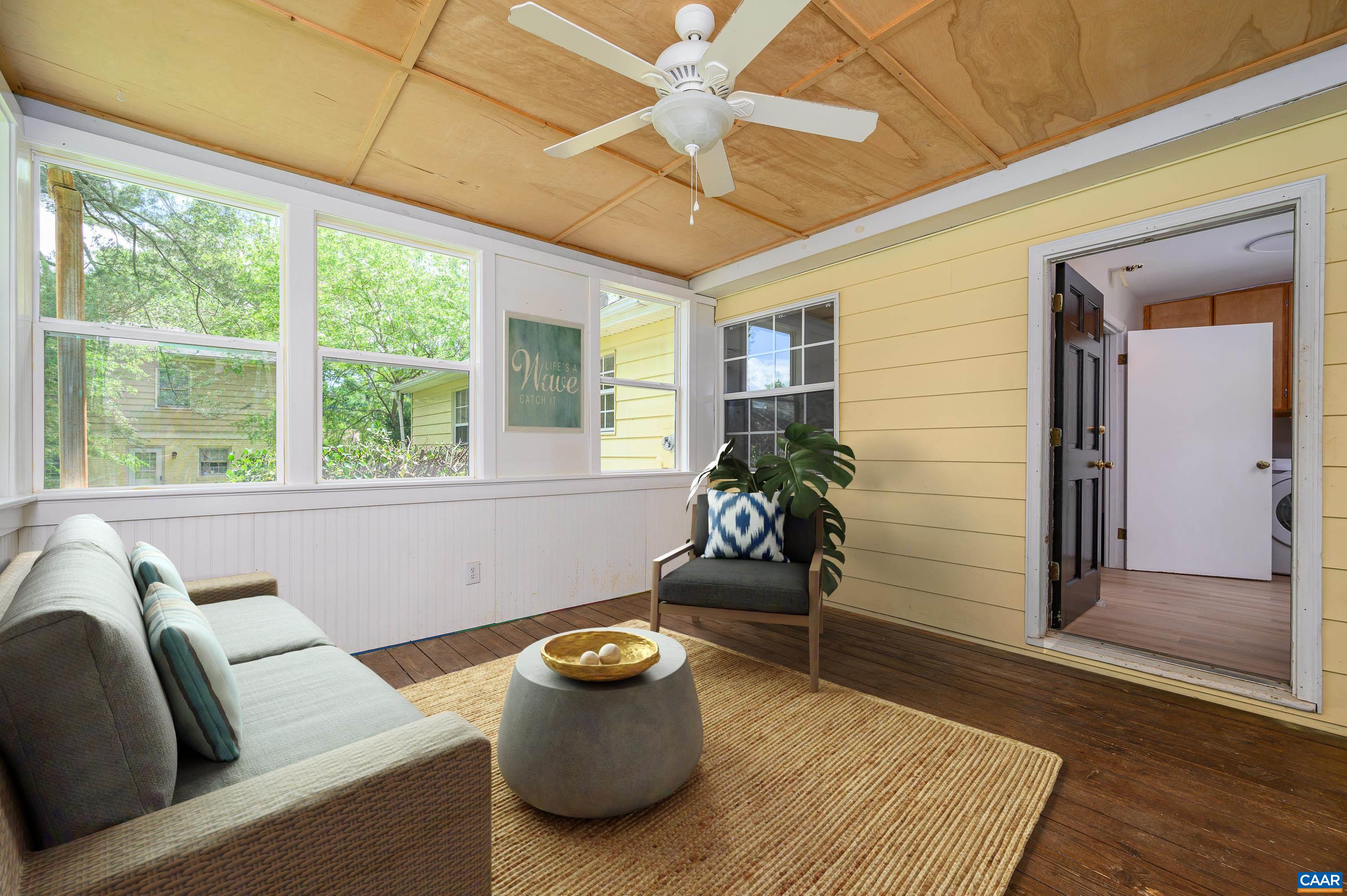 109 MIDDLESEX DR
