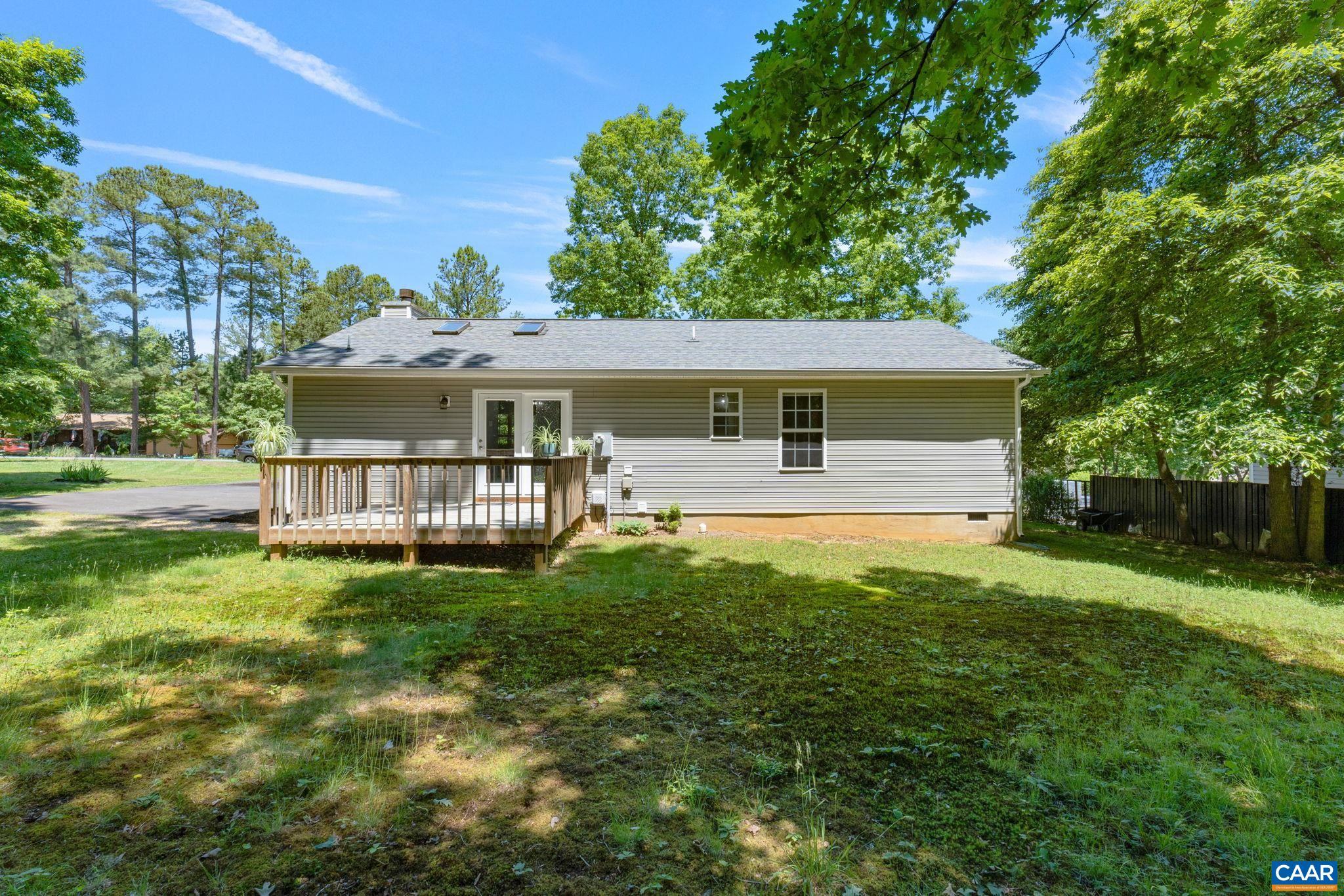 580 JEFFERSON DR