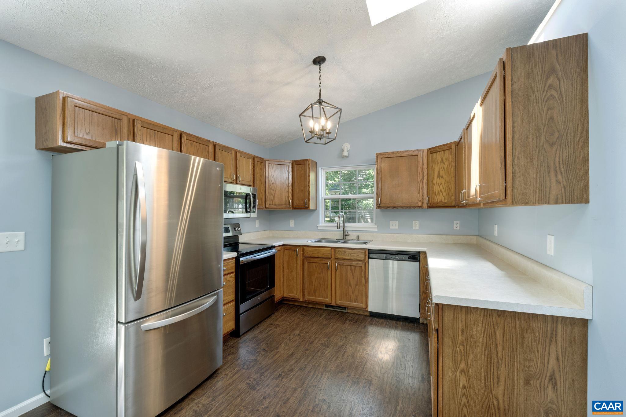 580 JEFFERSON DR
