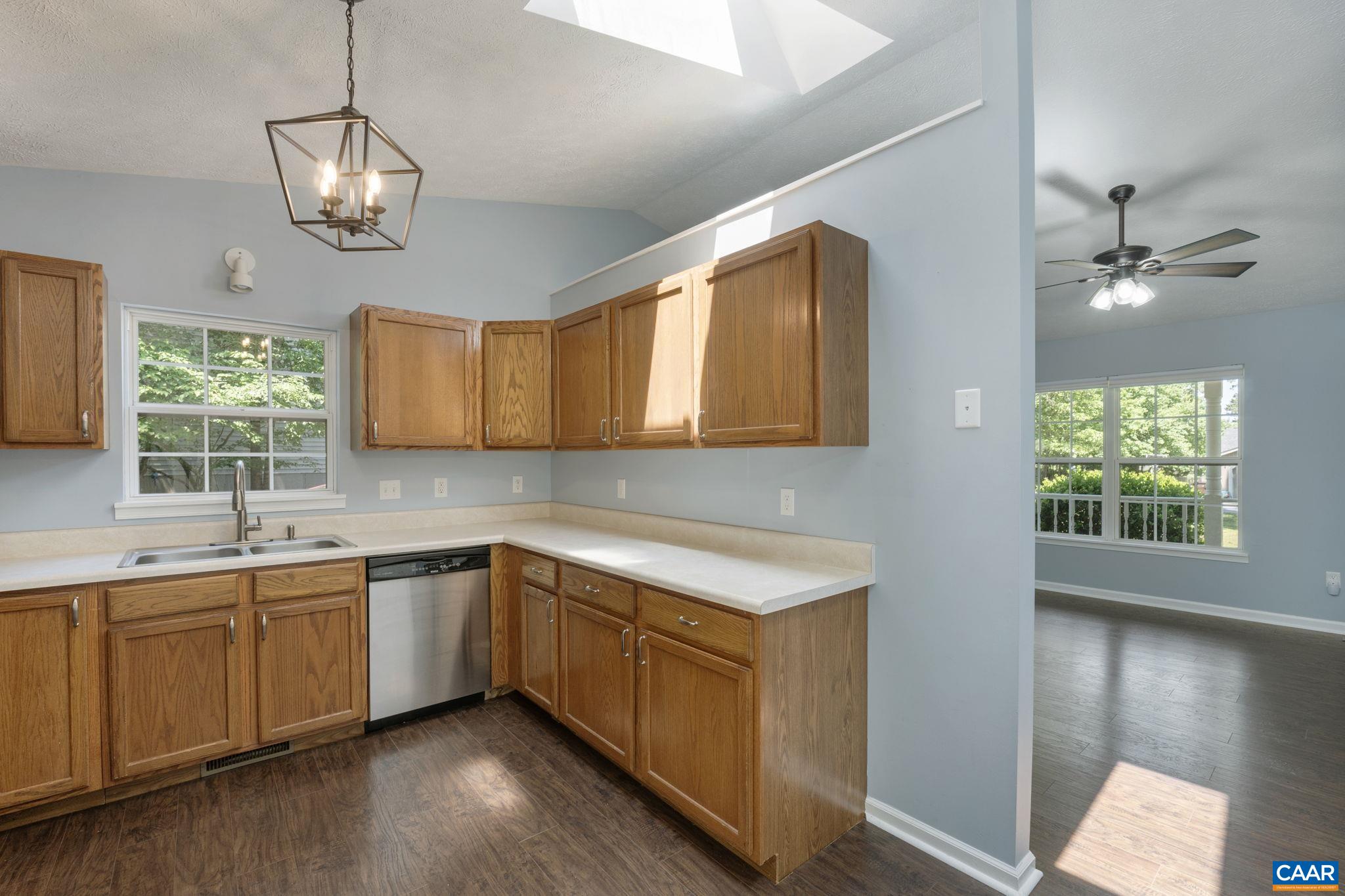 580 JEFFERSON DR