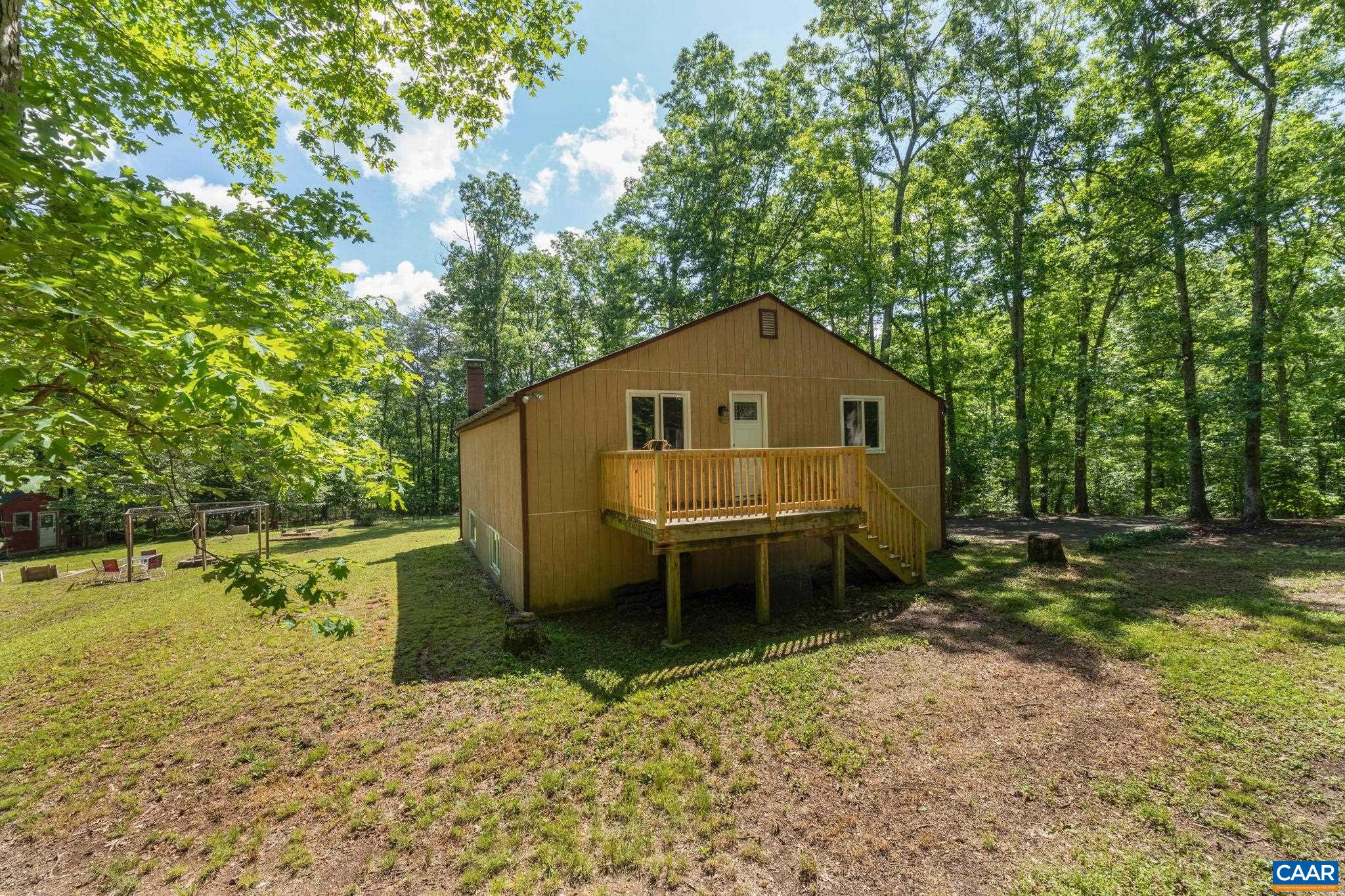2770 GELLETLY RD