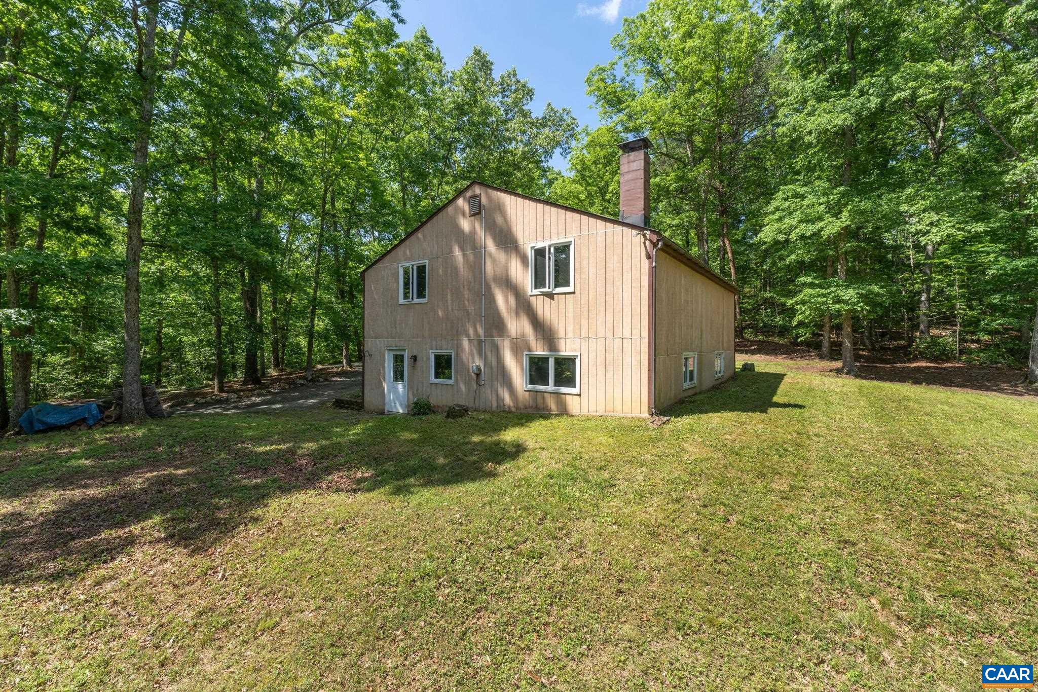 2770 GELLETLY RD