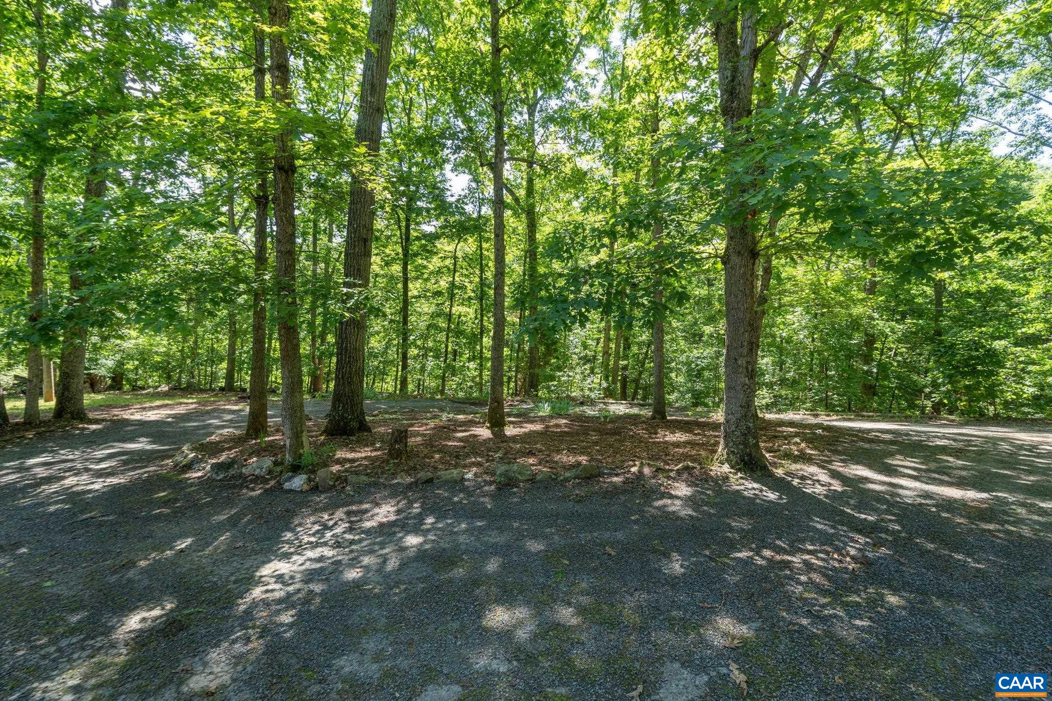 2770 GELLETLY RD