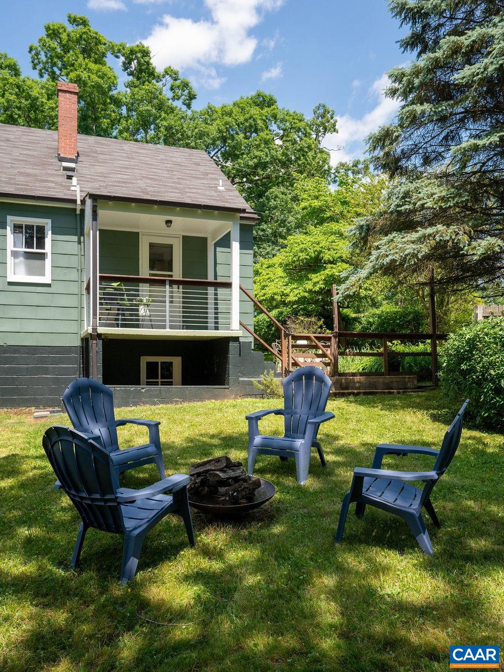 708 STONEHENGE AVE