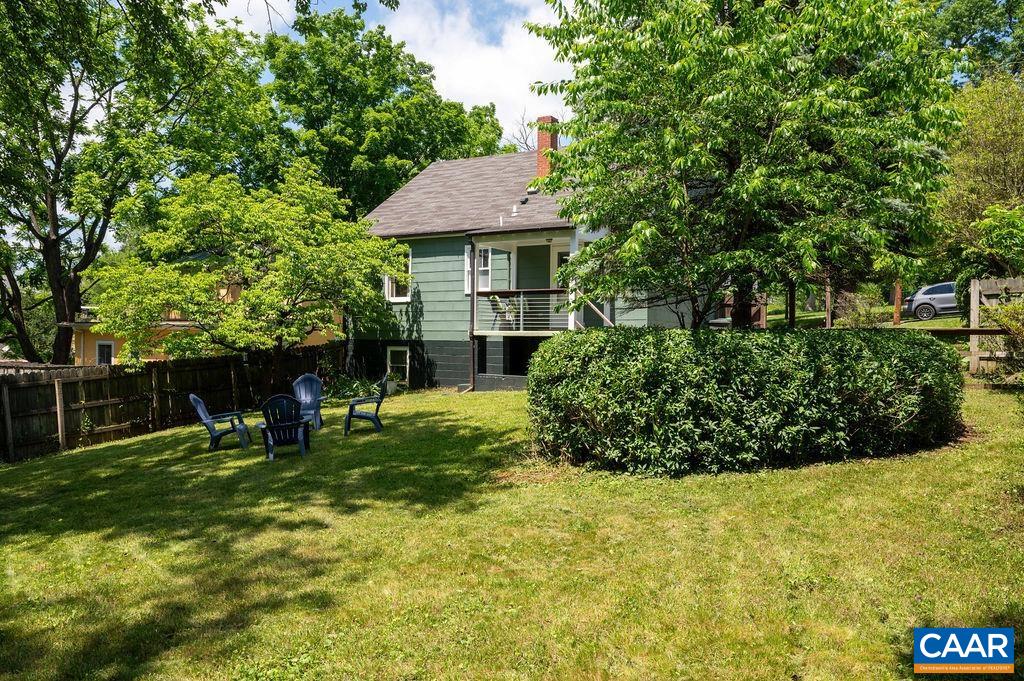 708 STONEHENGE AVE