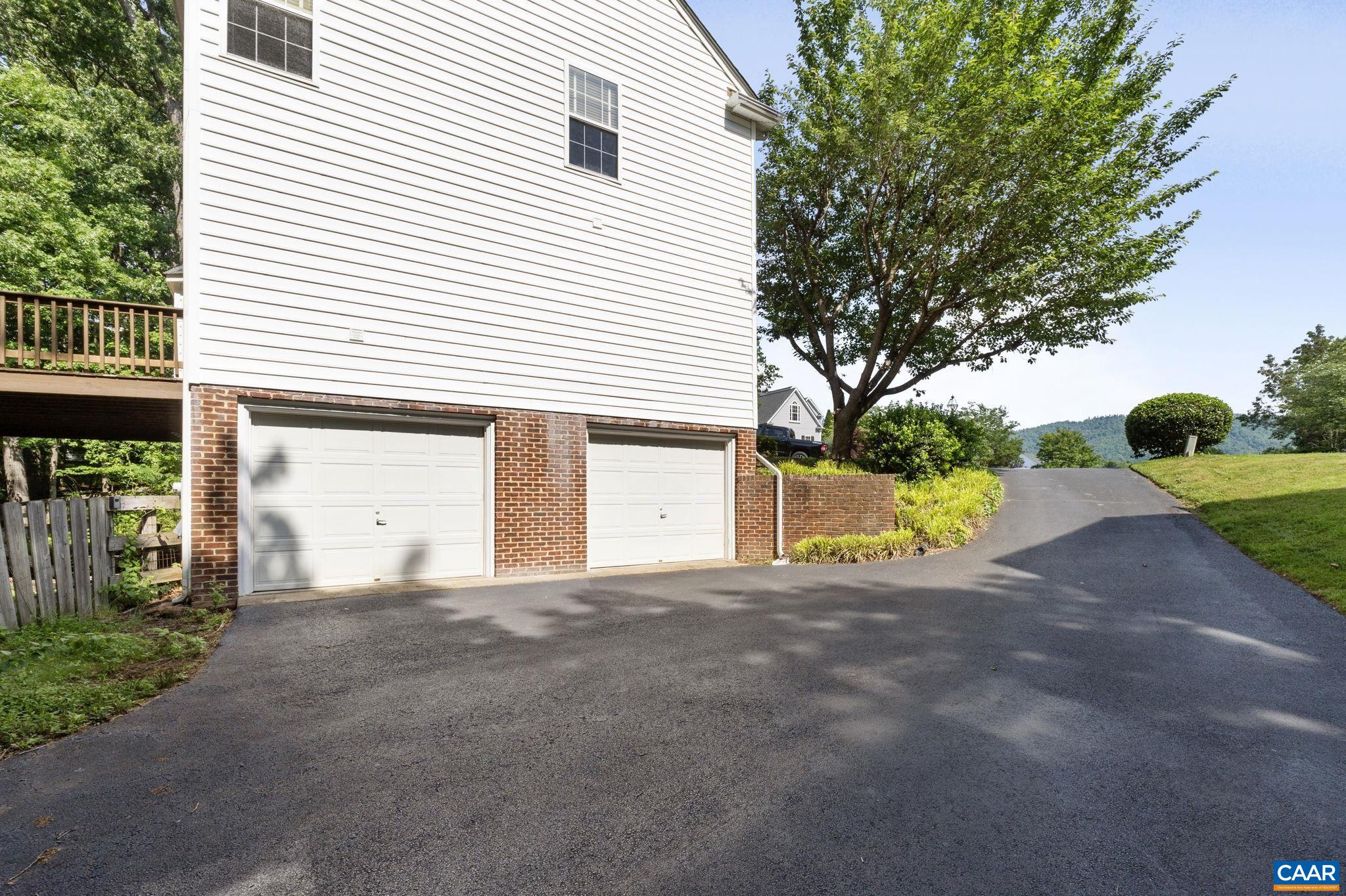1191 FOX HORN CT