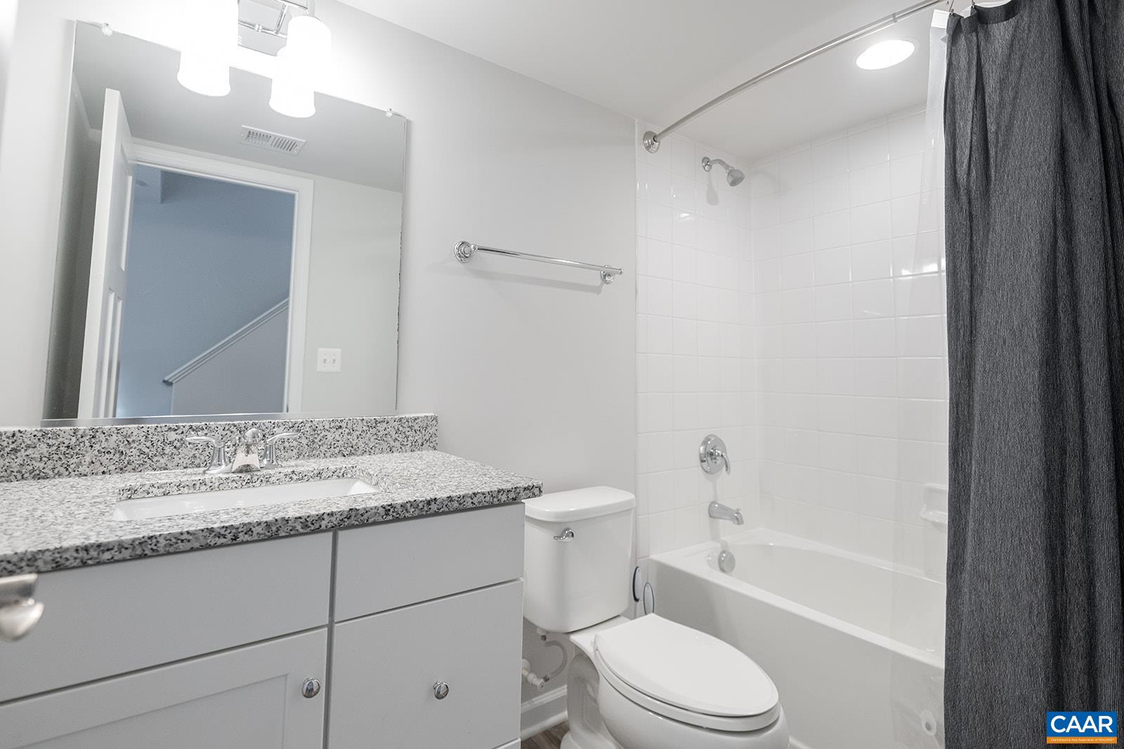 4537 BERWYN LN