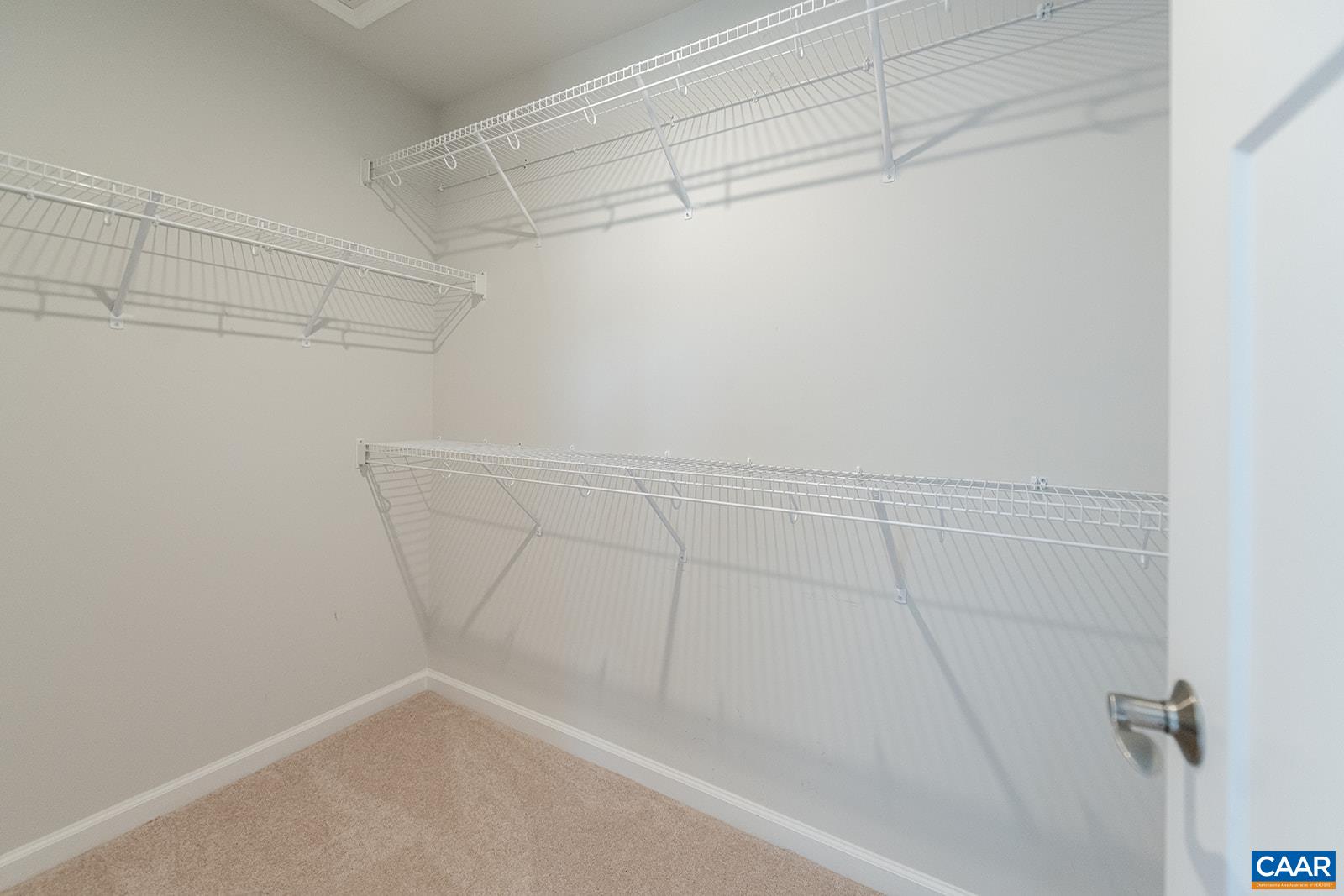 4537 BERWYN LN