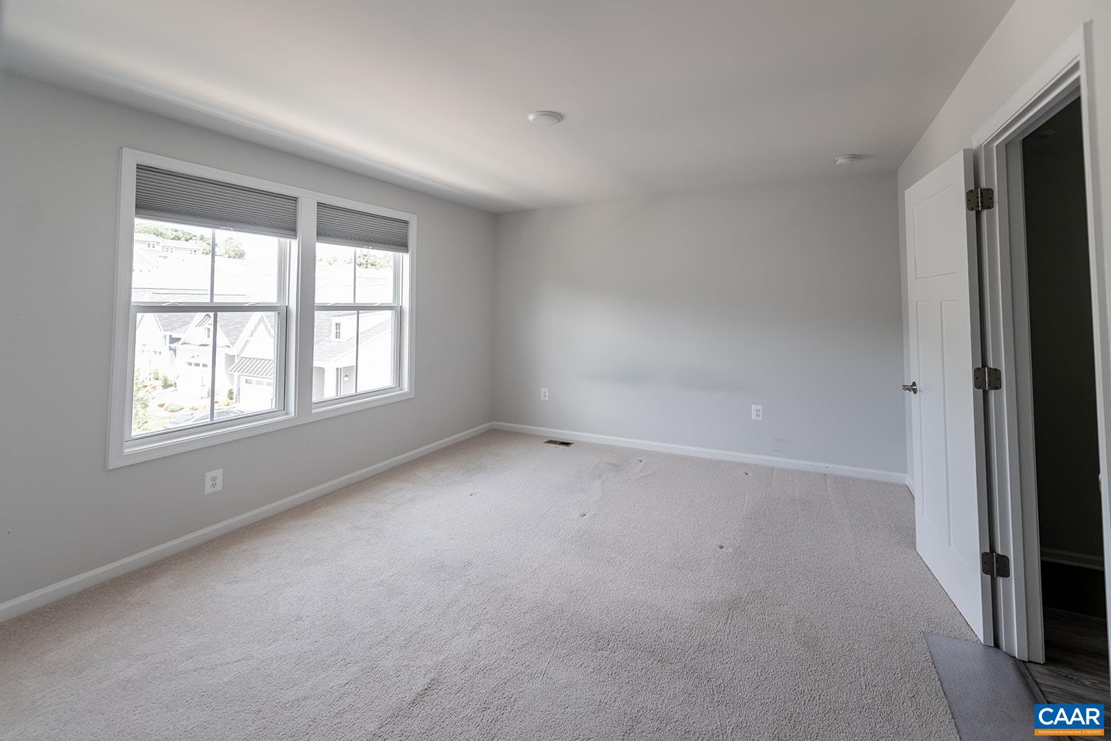4537 BERWYN LN