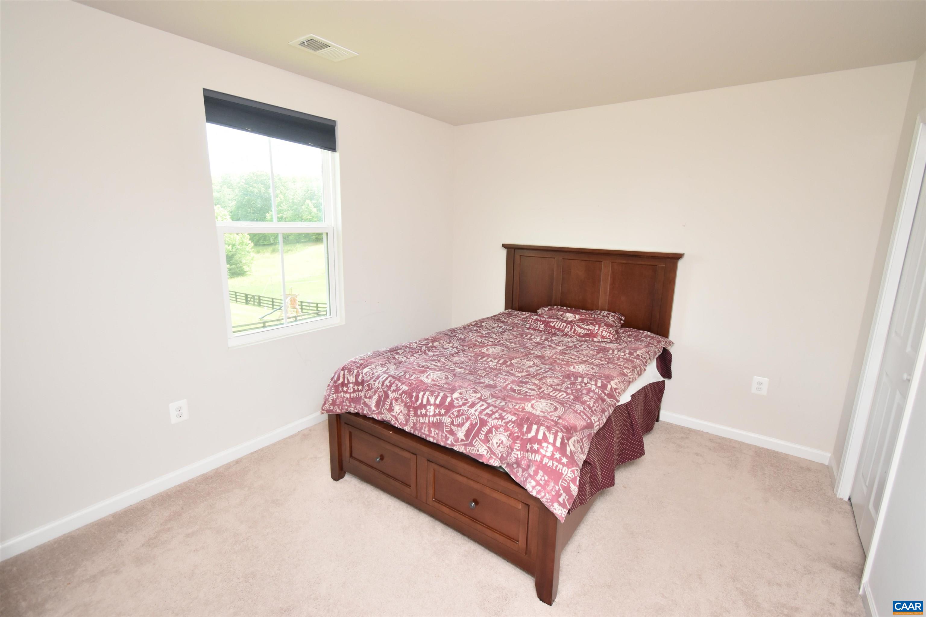 11 MANNIE CT