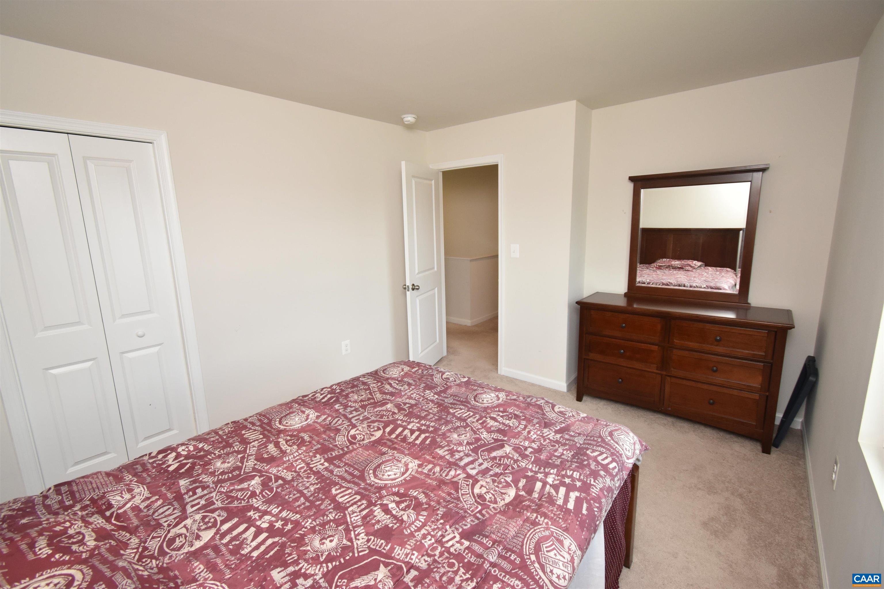 11 MANNIE CT
