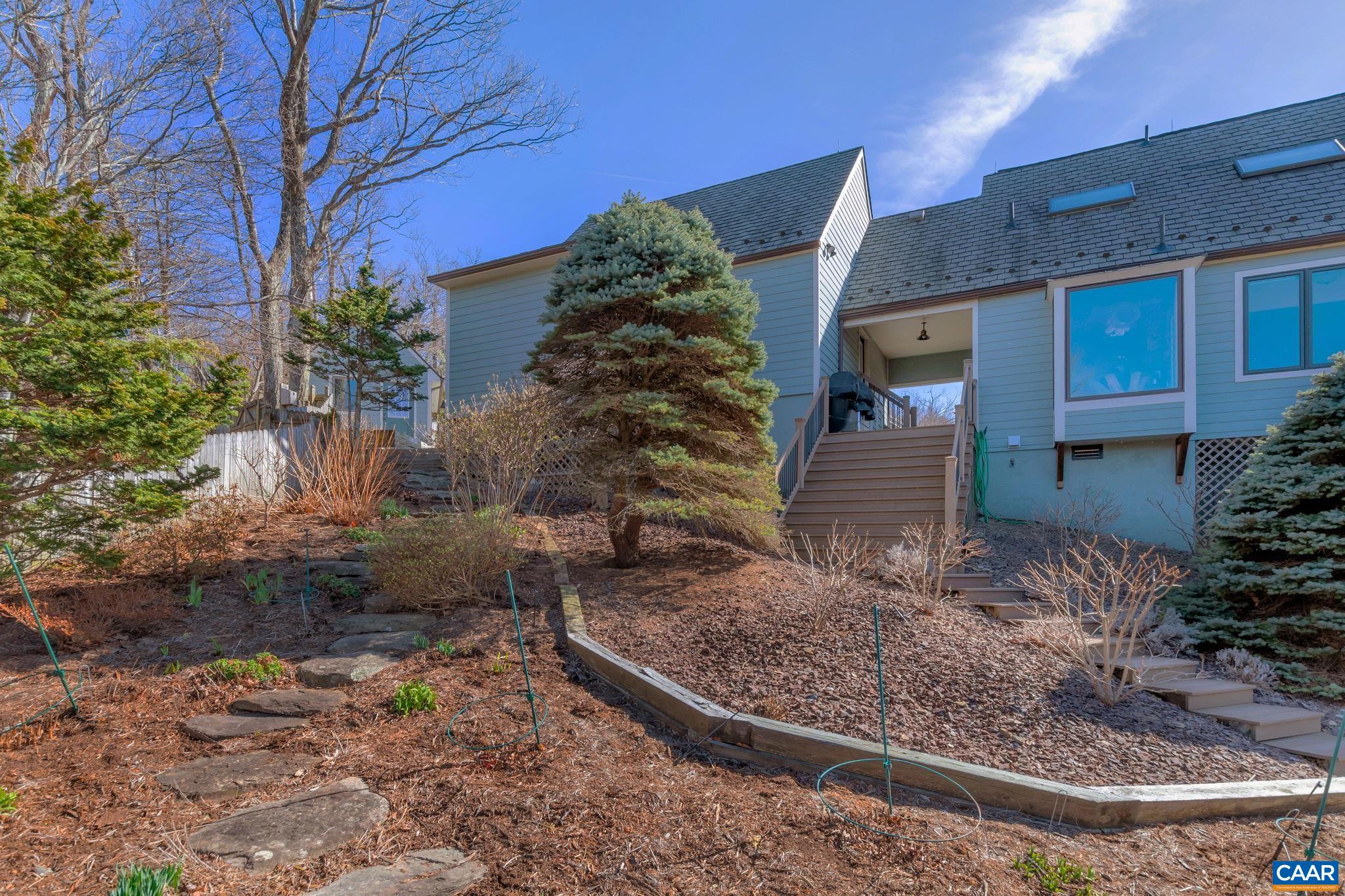 73 ROCKLEDGE RD