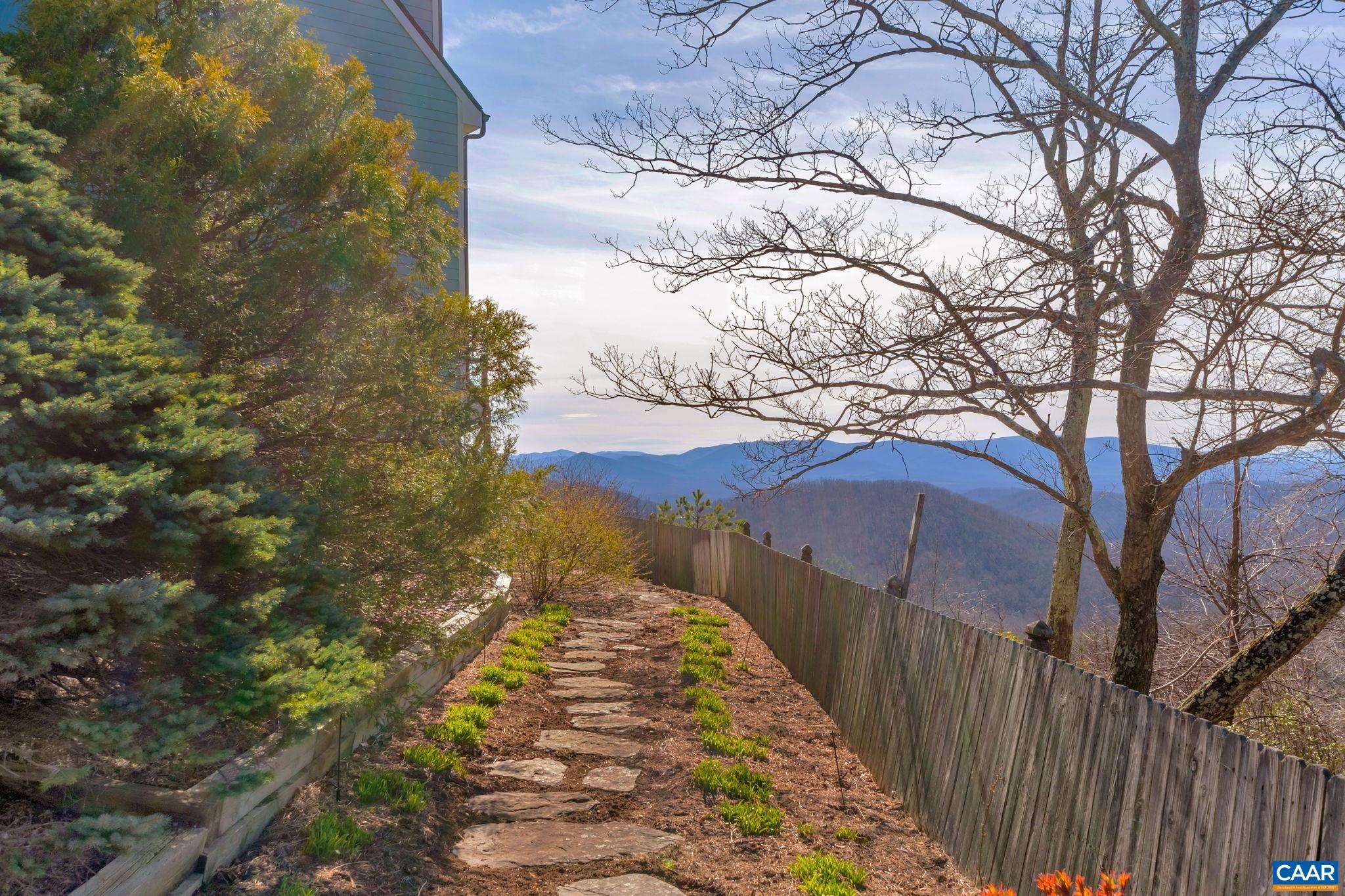 73 ROCKLEDGE RD