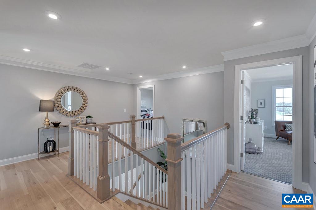 11 ROSSLARE CT