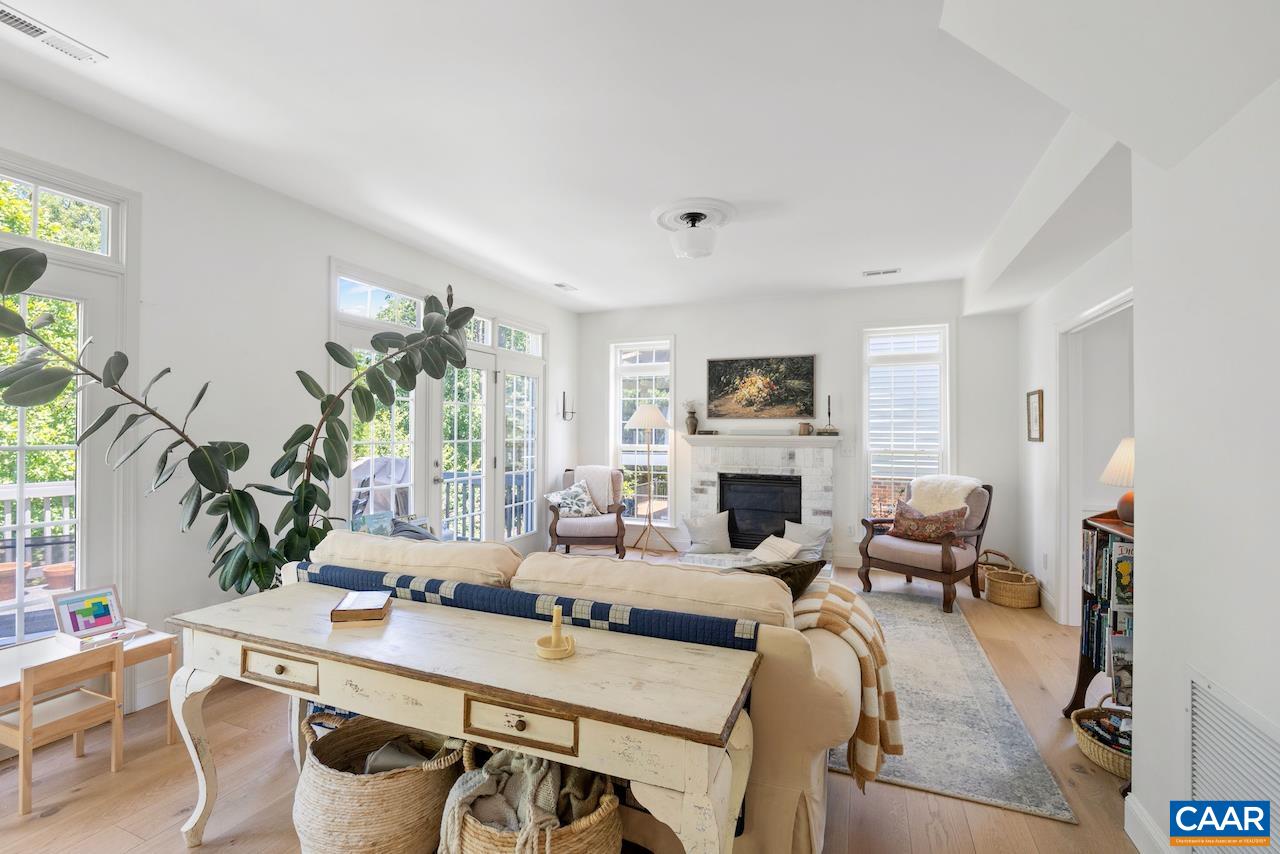 1418 CEDARWOOD CT