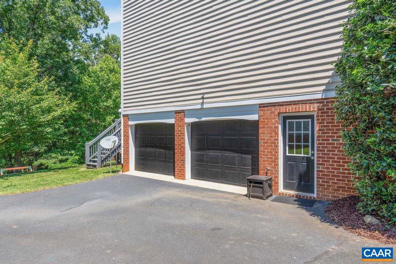 1418 CEDARWOOD CT