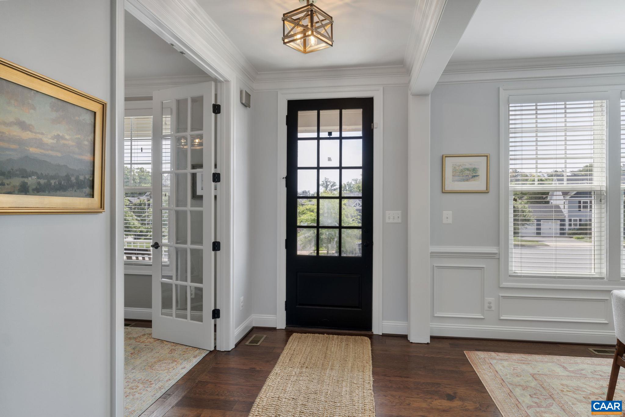 2610 LAVACA CT