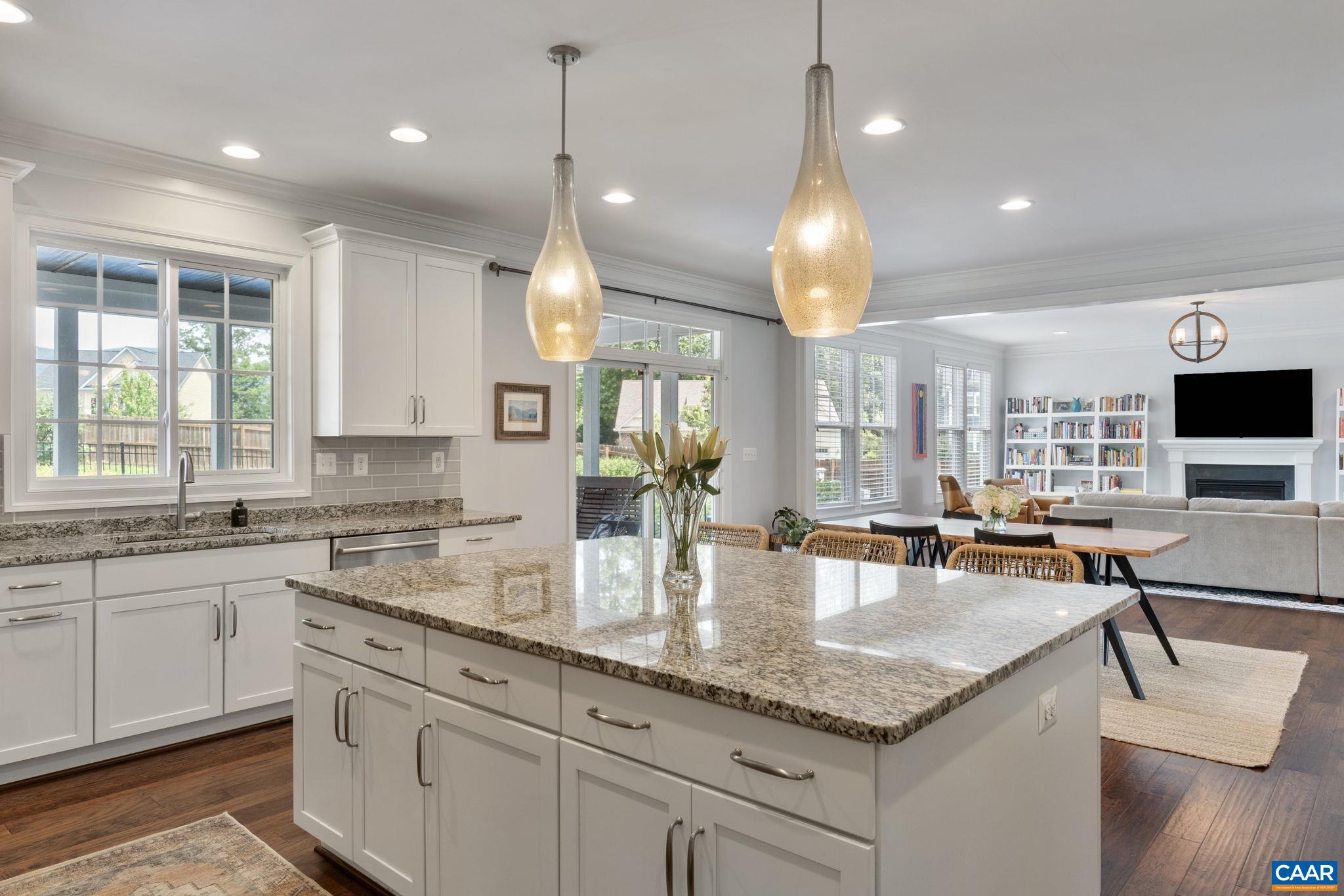 2610 LAVACA CT