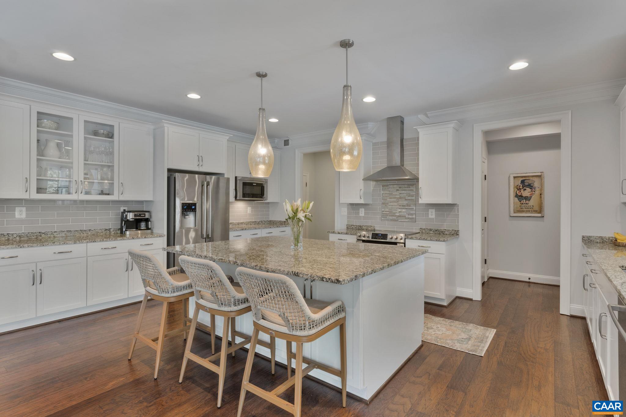 2610 LAVACA CT