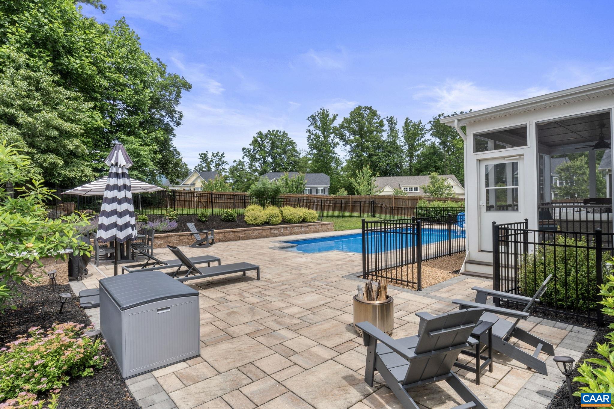 2610 LAVACA CT