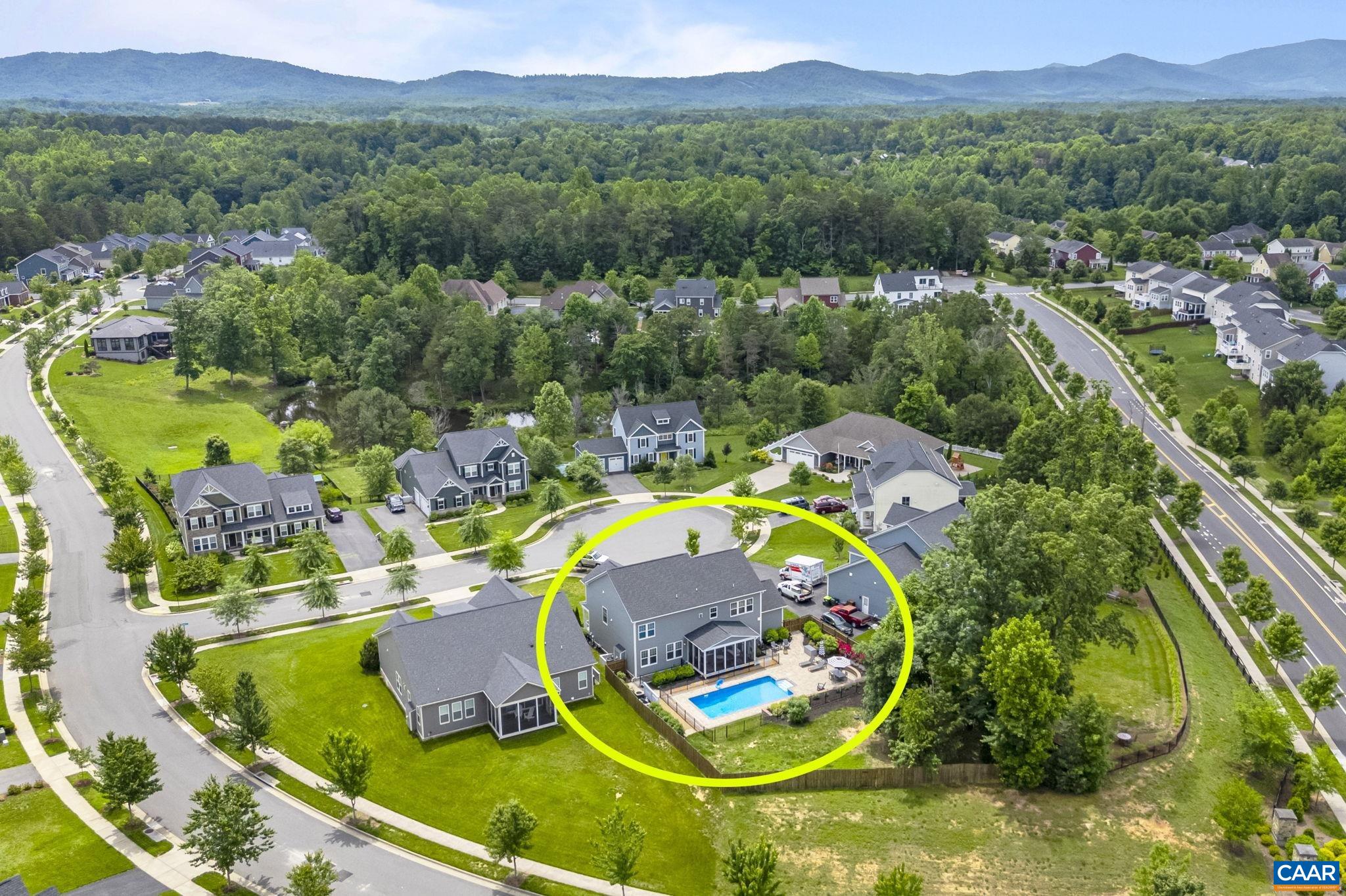 2610 LAVACA CT