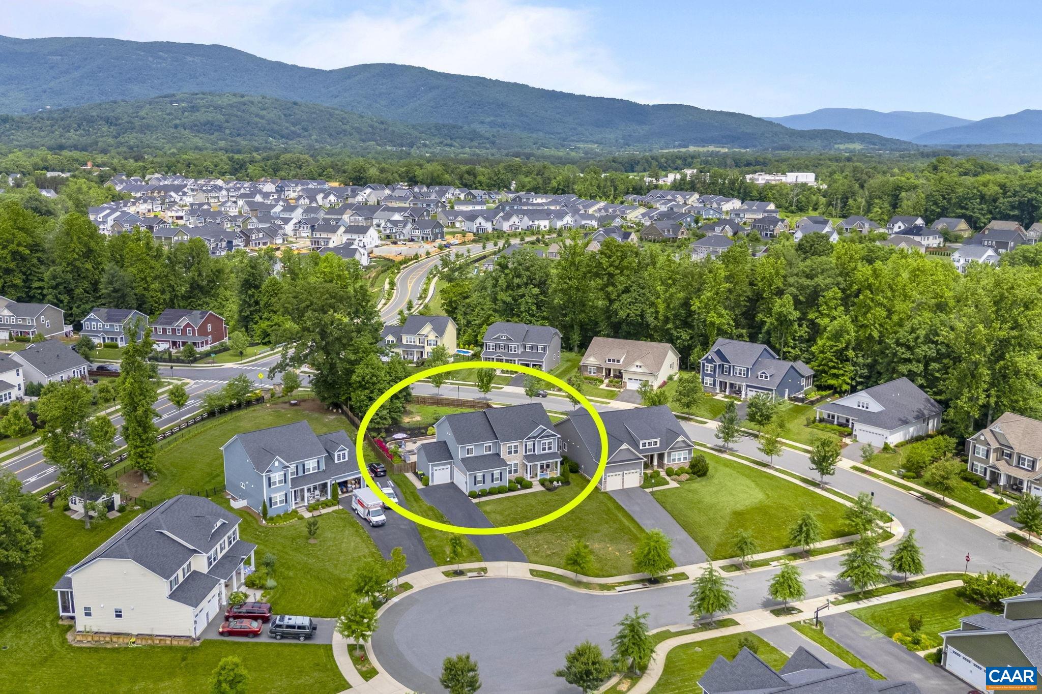 2610 LAVACA CT