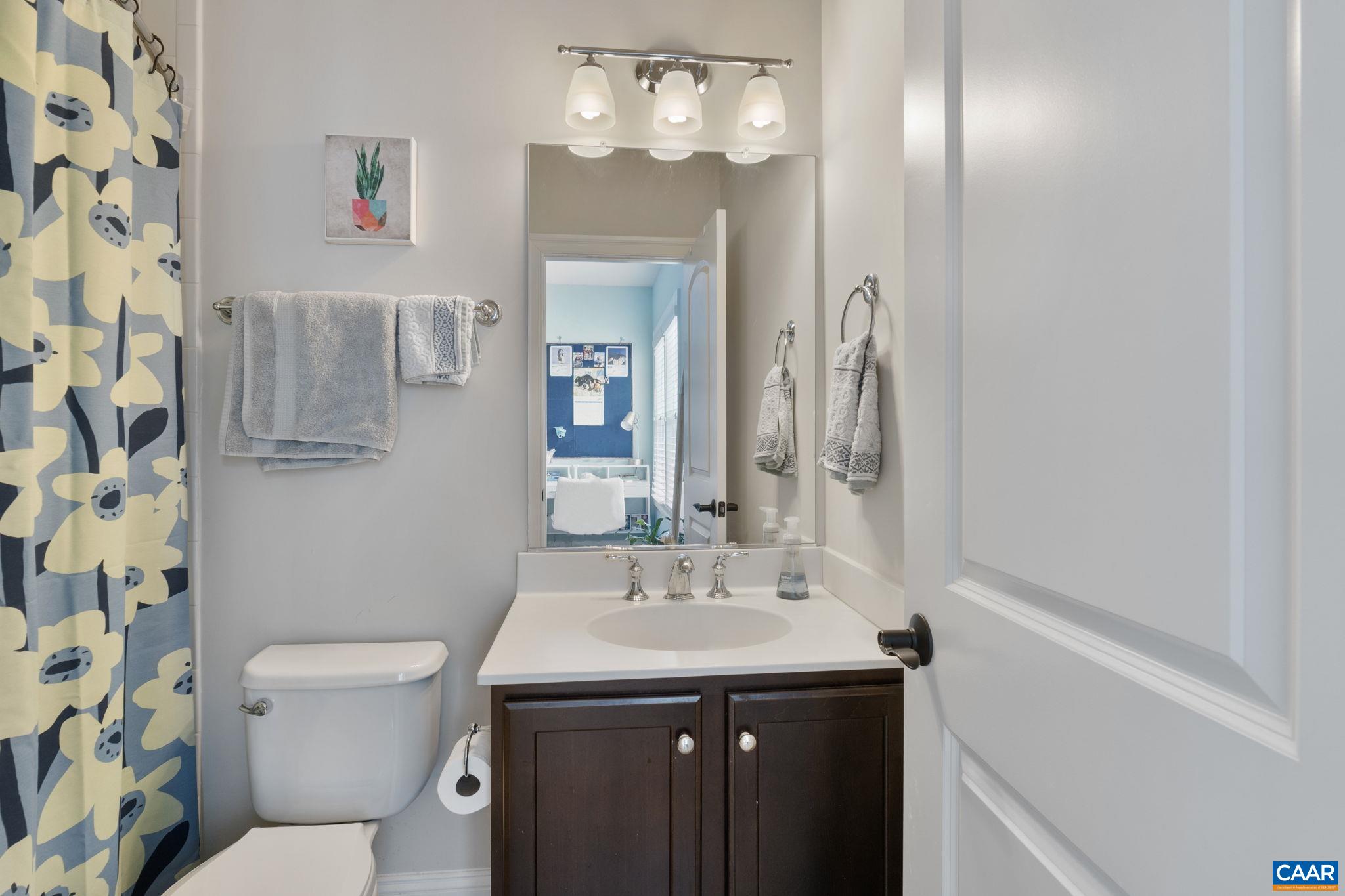 2610 LAVACA CT