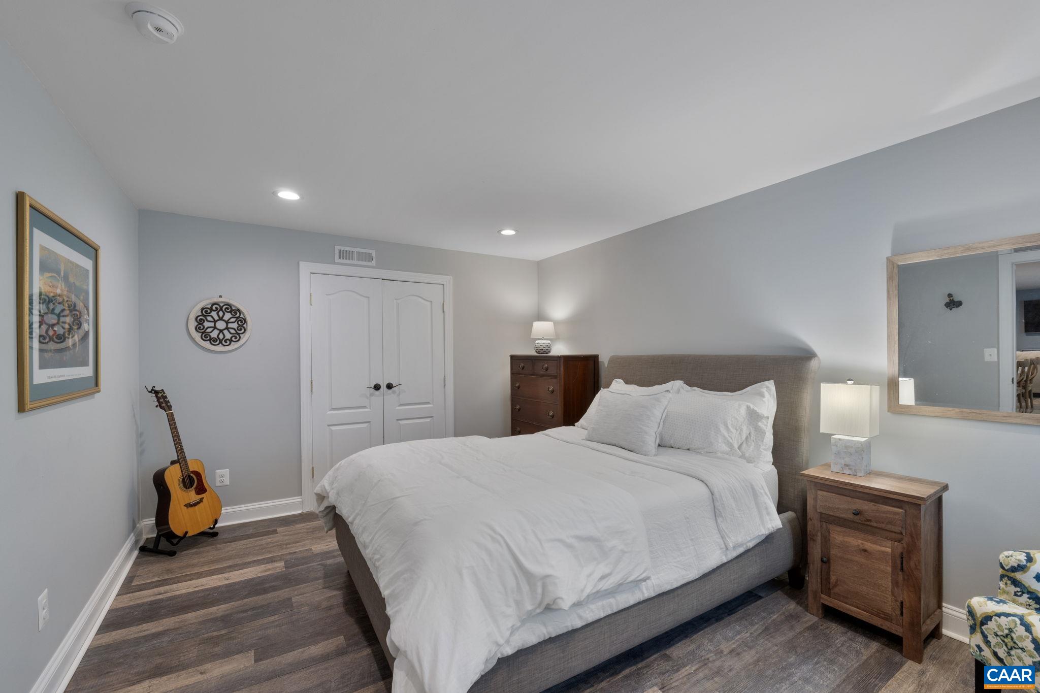 2610 LAVACA CT