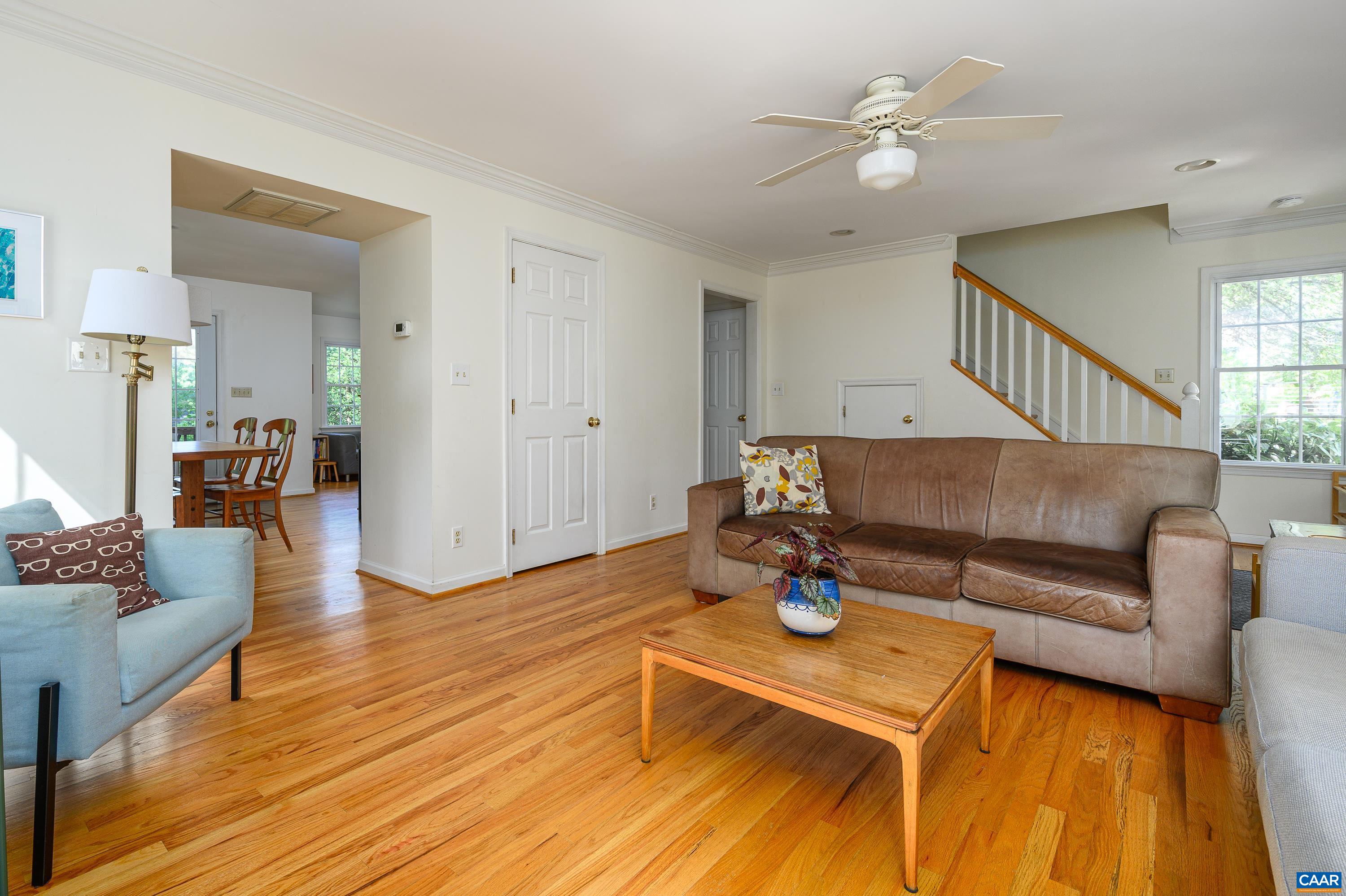 2607 JEFFERSON PARK AVE