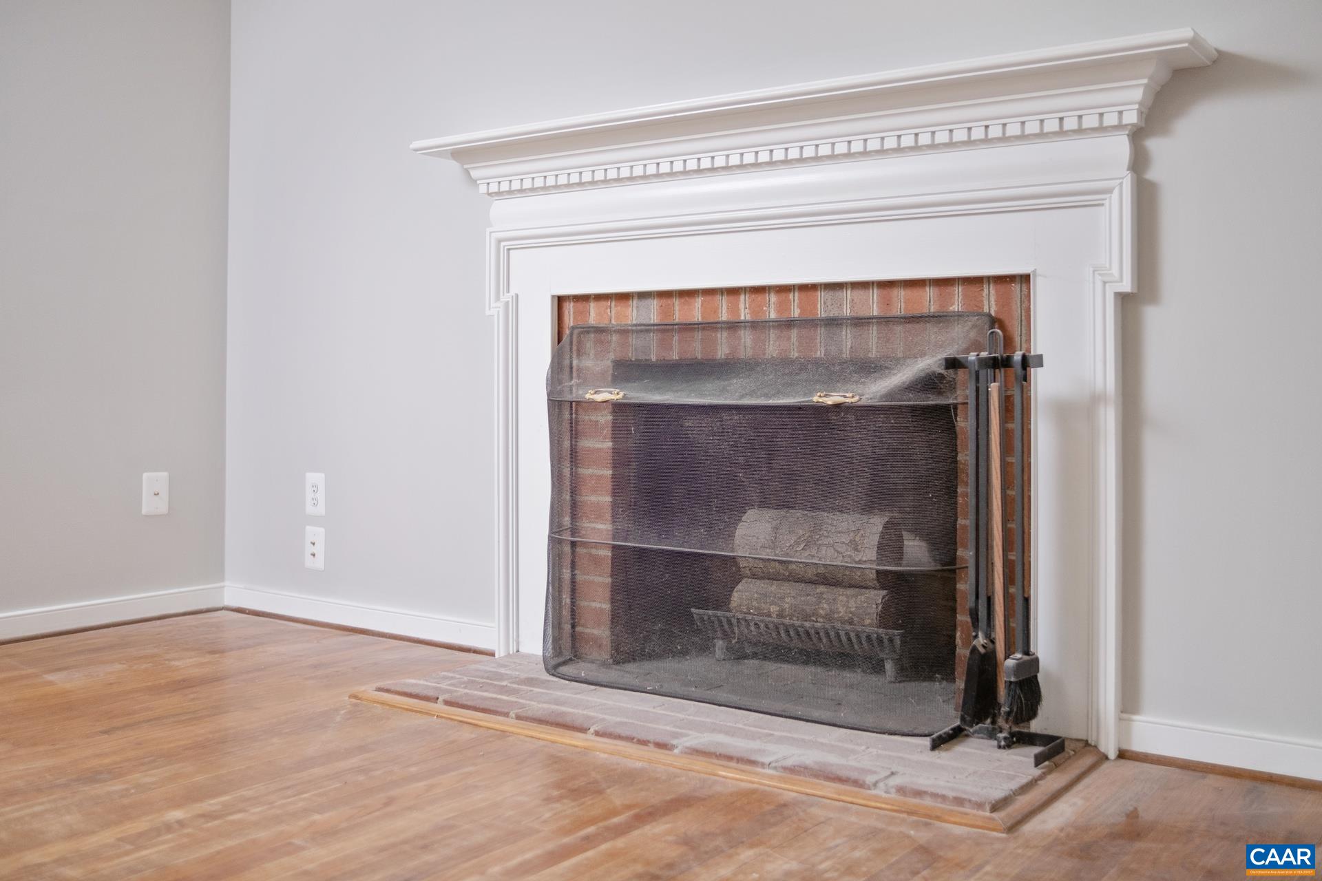 93 DANIELS RD