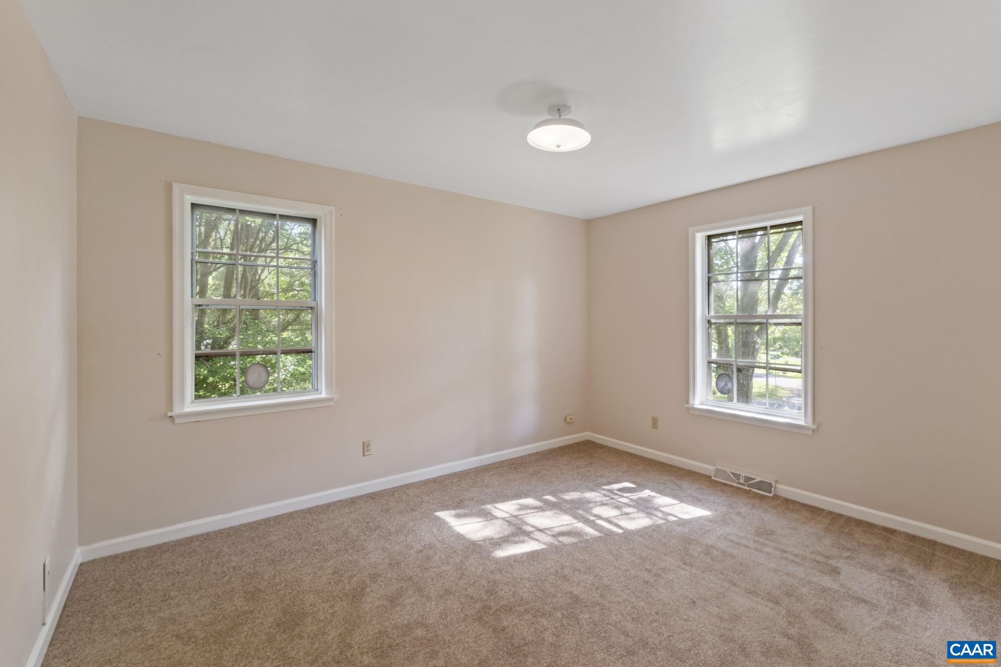 1690 SOURWOOD PL