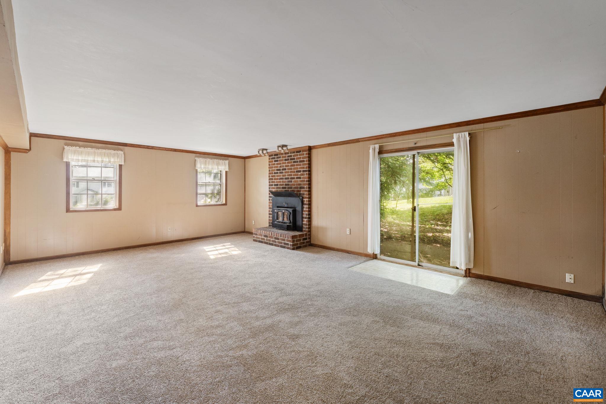 1690 SOURWOOD PL