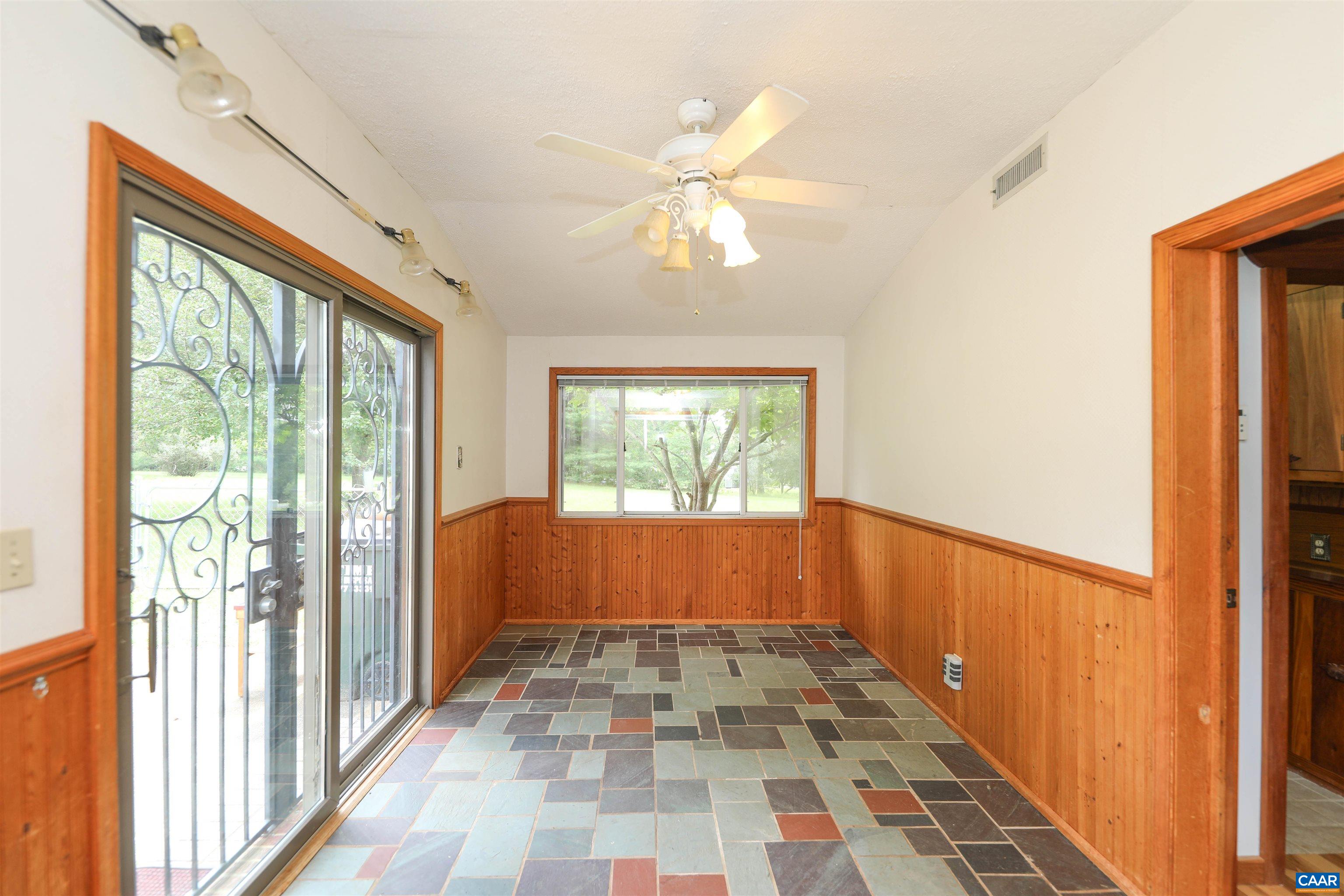2190 DEVONSHIRE RD