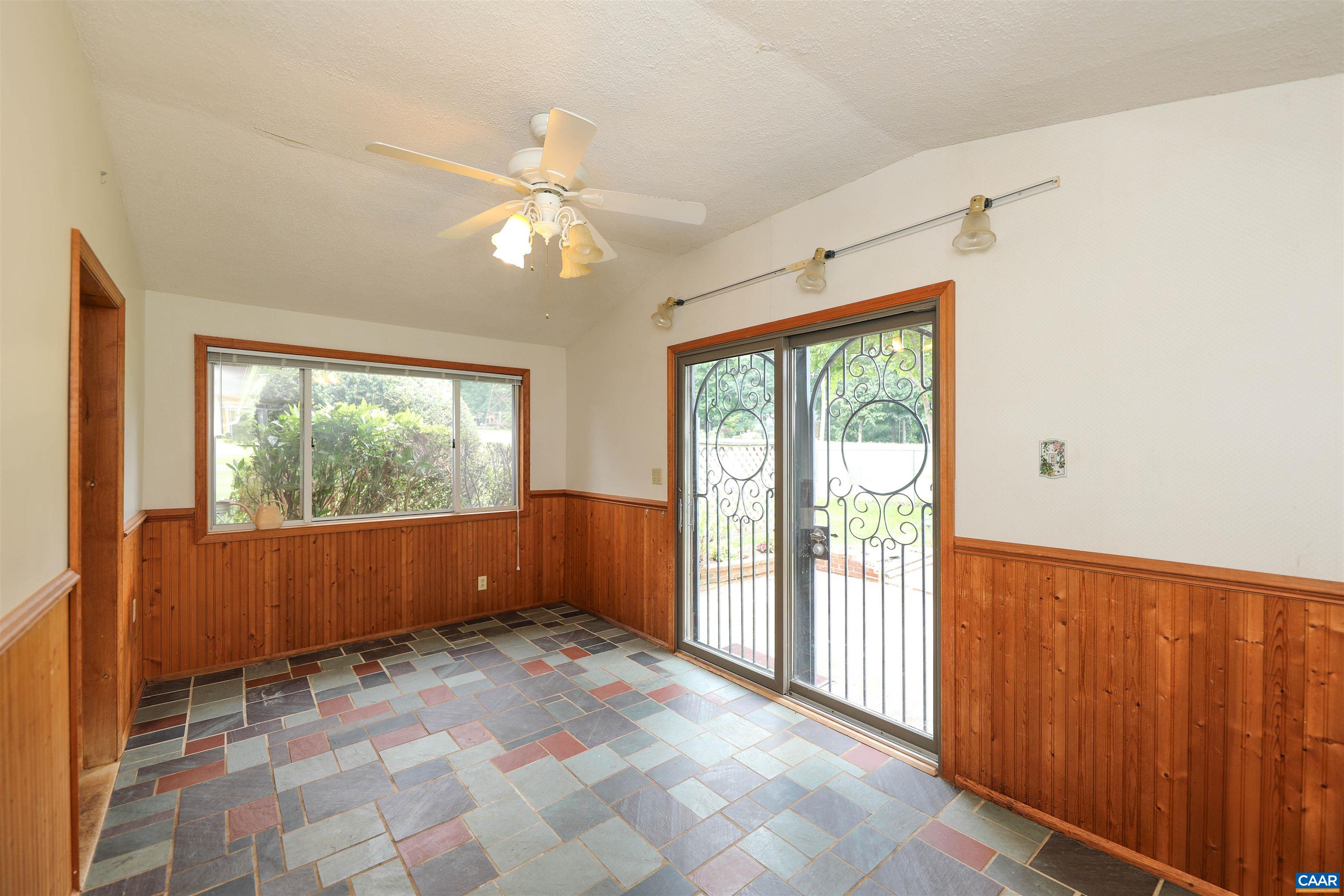 2190 DEVONSHIRE RD