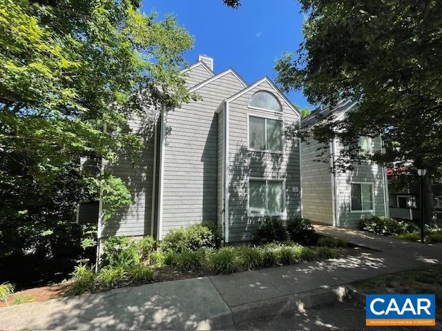 1220 CLIFDEN GREENE
