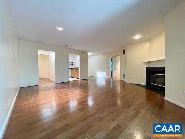 1220 CLIFDEN GREENE